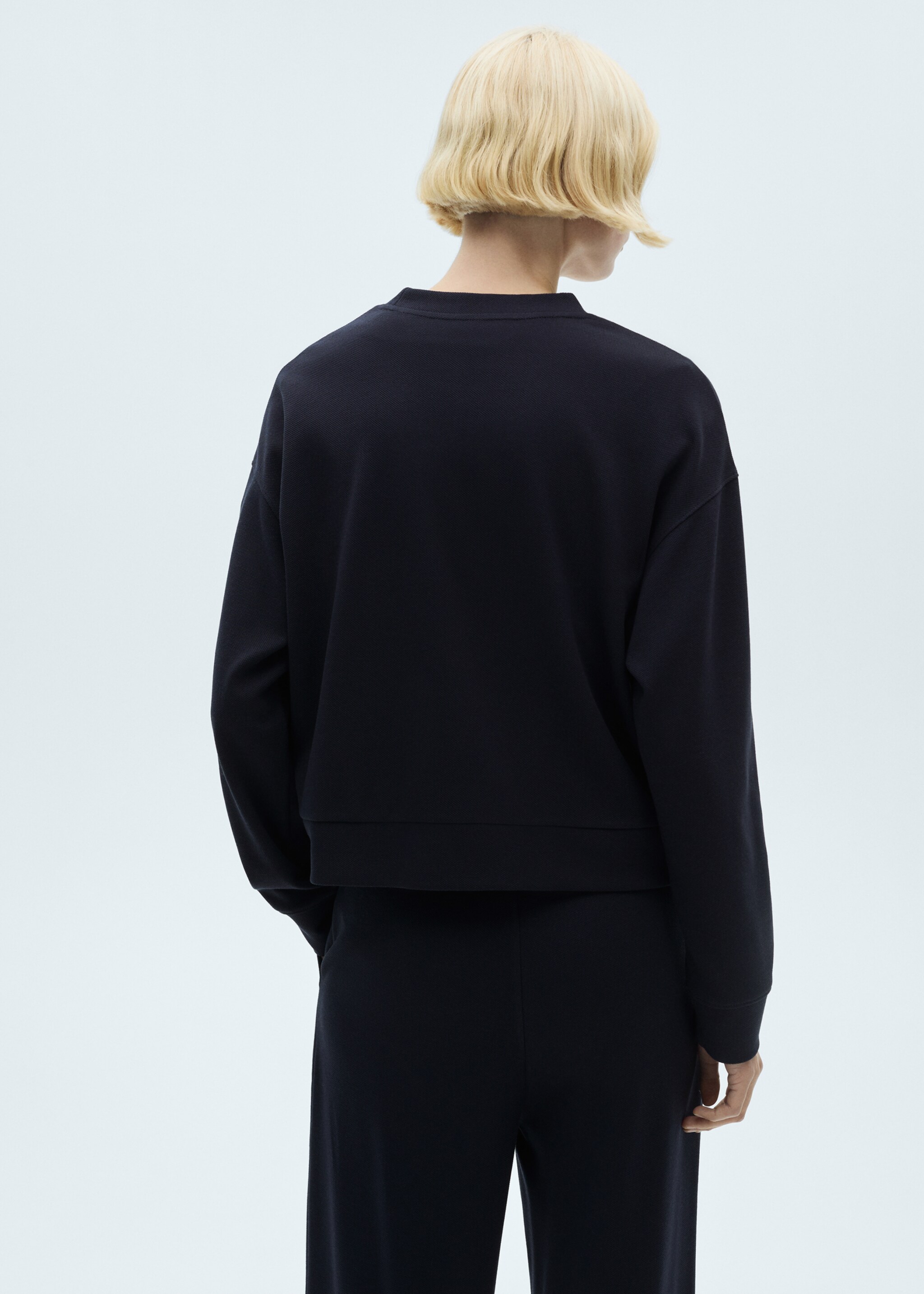 Rundhals-Sweatshirt mit Nahtdetail - Rückseite des Artikels, Dunkles Marineblau. Ref: 87053281-00.