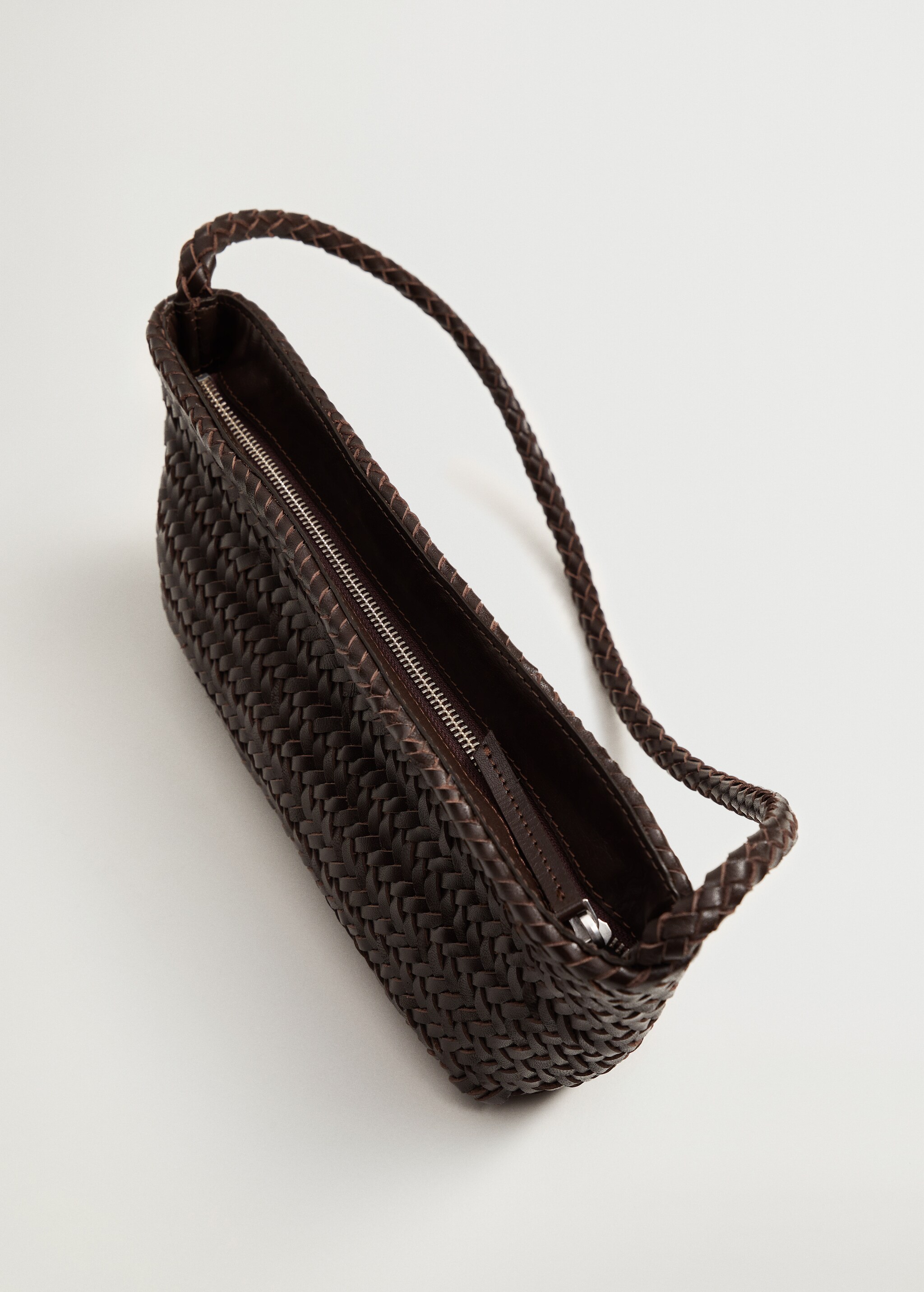Bolso piel baguette trenzado - Detalle del artículo 2