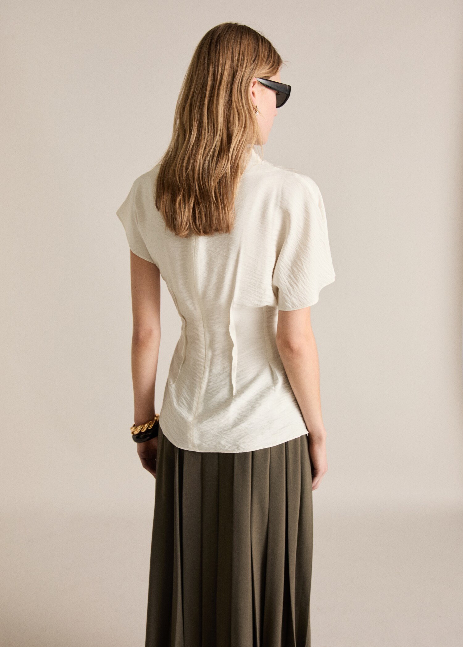 Textured draped blouse - Reverse of the article