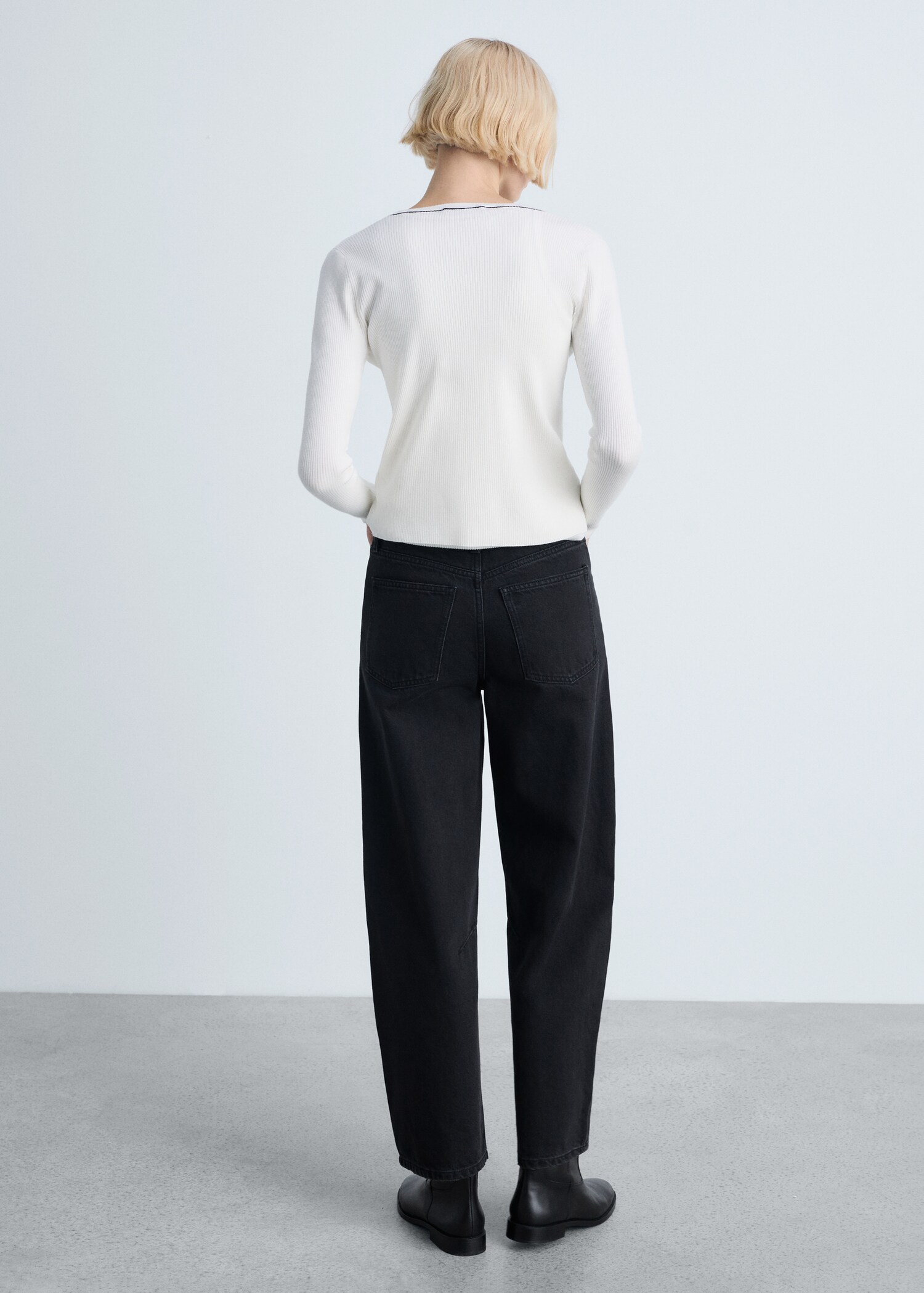 Úpletový kardigan s výstřihem do V - Zadní strana zboží