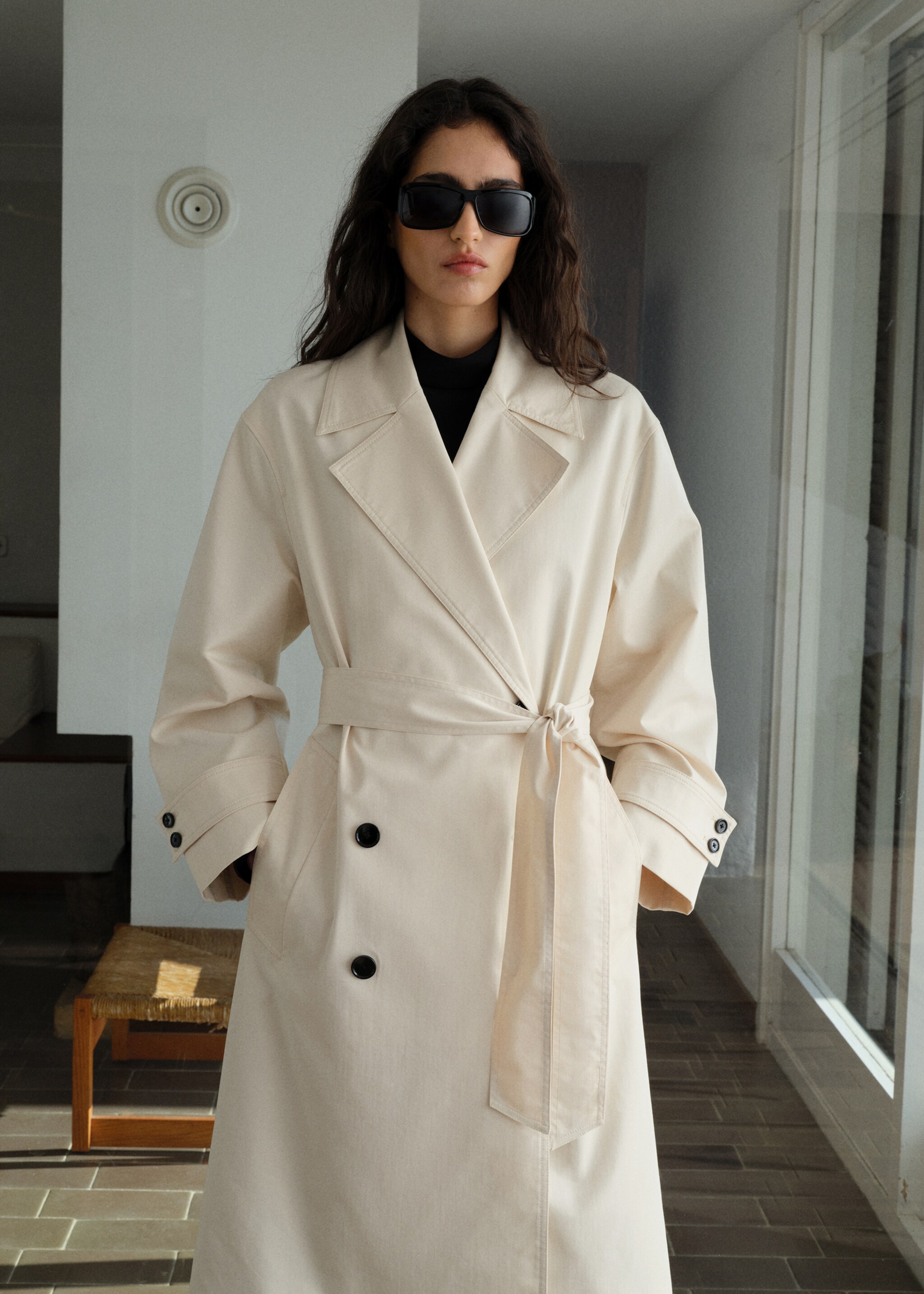 Long oversized double-breasted trench coat - Medium plane, Ecru. Ref: 87054076-00.
