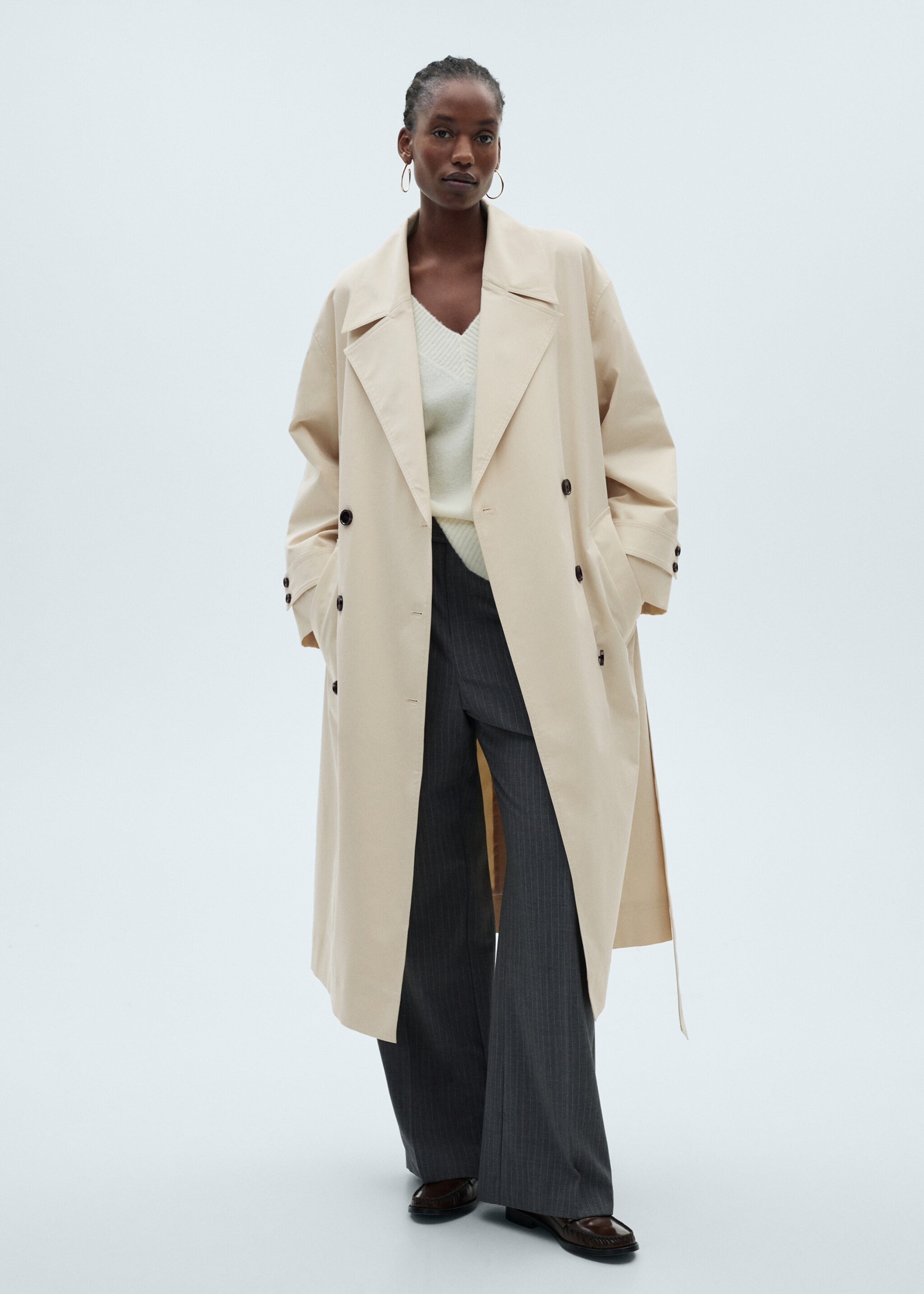 Long oversized double-breasted trench coat - Details of the article 3, Ecru. Ref: 87054076-00.