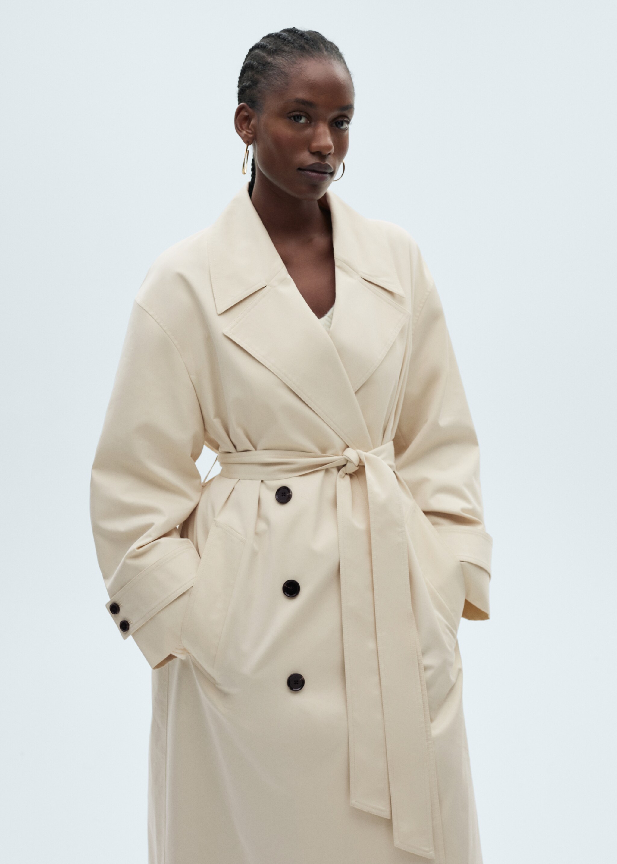 Long oversized double-breasted trench coat - Details of the article 5, Ecru. Ref: 87054076-00.