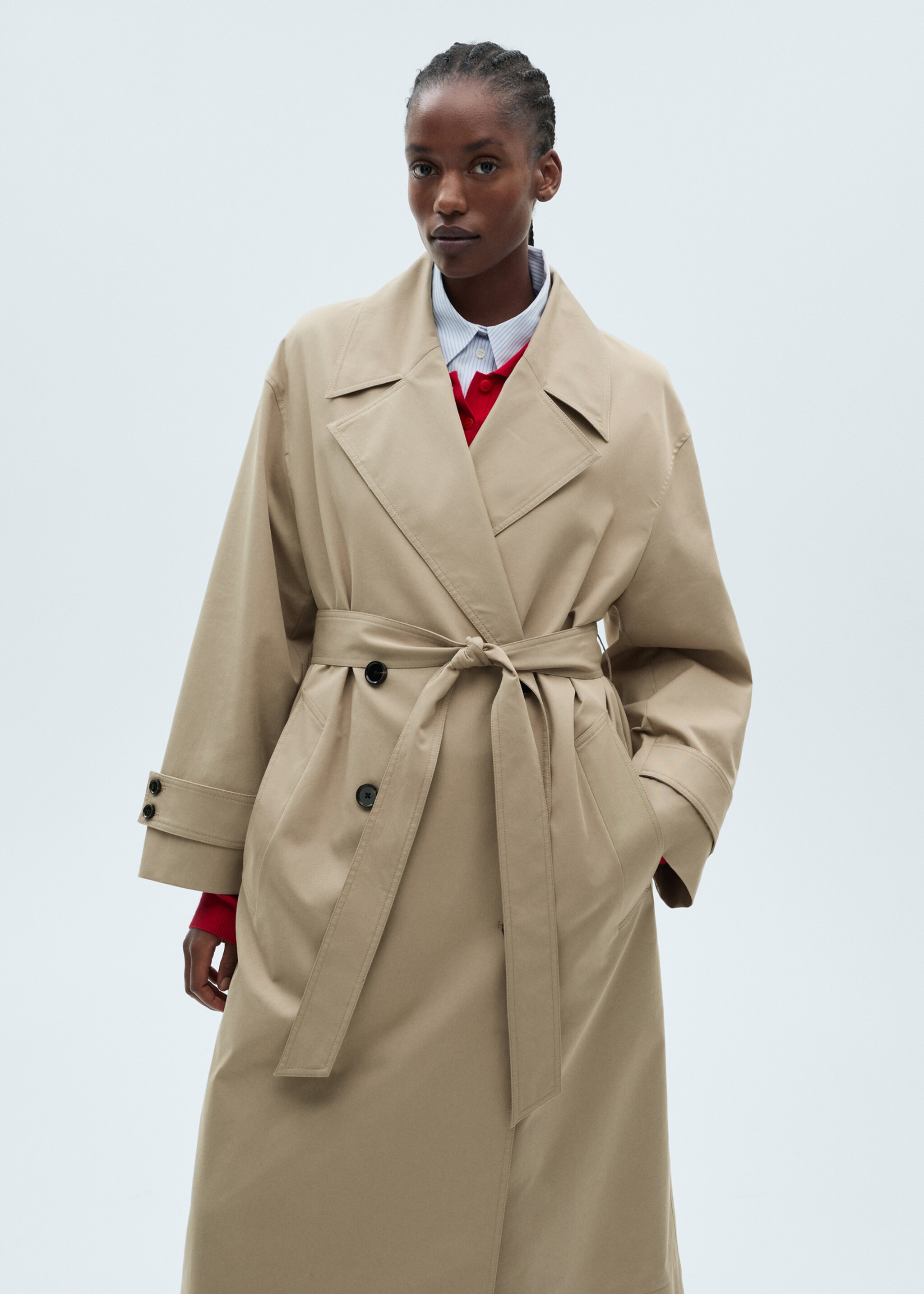 Long oversized double-breasted trench coat - Details of the article 4, Khaki. Ref: 87054076-00.