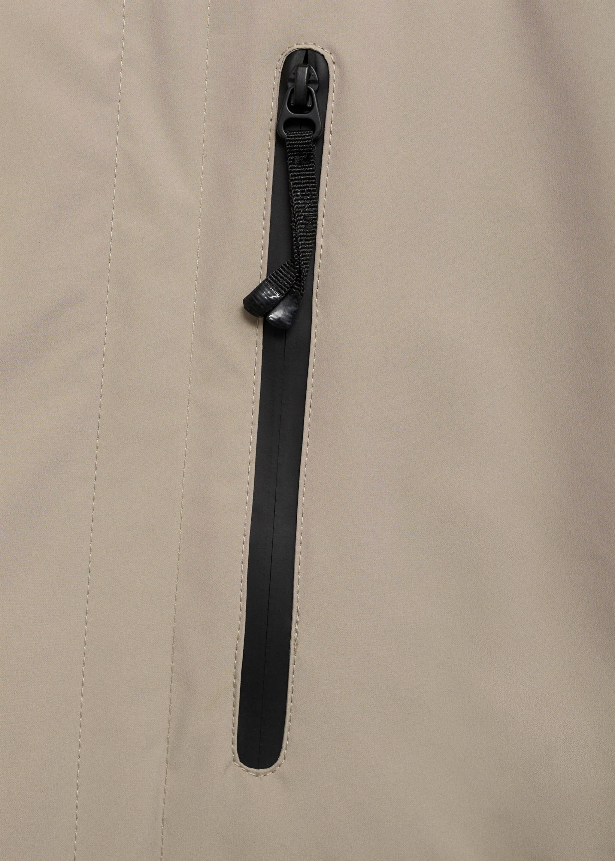 Wasserdichter Parka mit COOLMAX®-Technologie - Detail des Artikels 8, Sandfarben. Ref: 87054388-00.