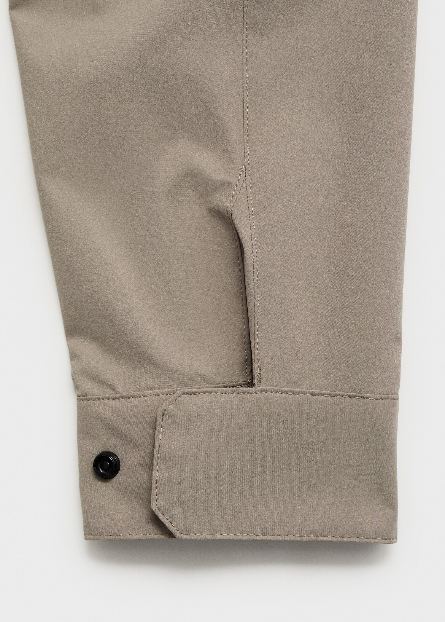 Water-repellent jacket with pockets - Details of the article 8