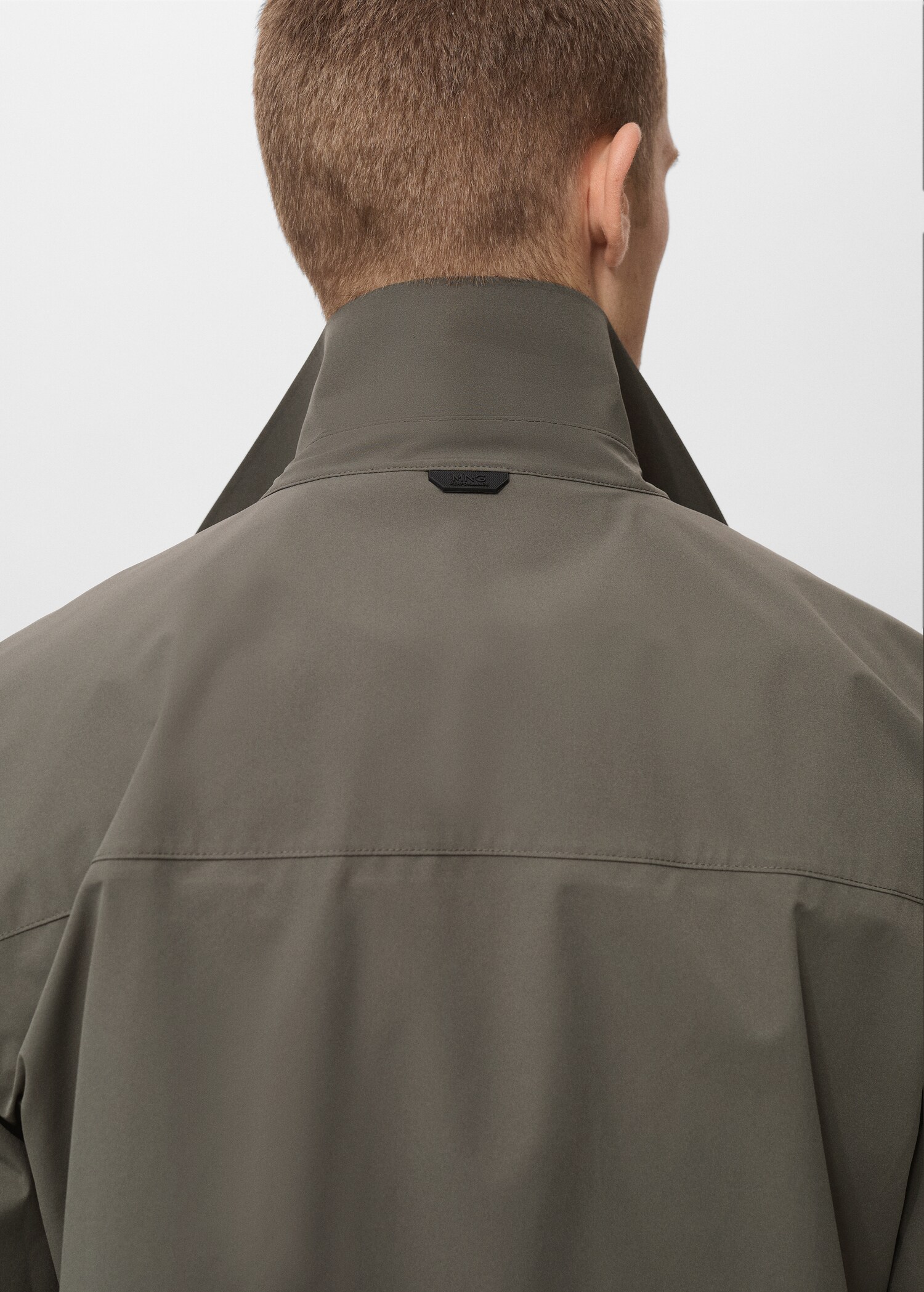 Water-repellent jacket with pockets - Details of the article 6