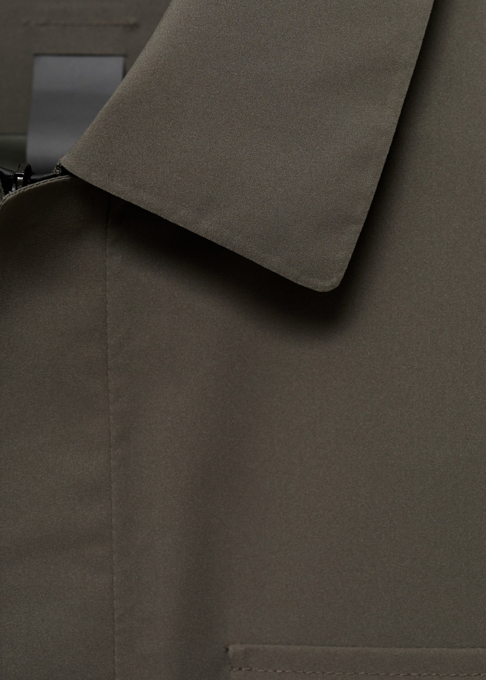 Water-repellent jacket with pockets - Details of the article 8, Medium Green. Ref: 87054389-00.