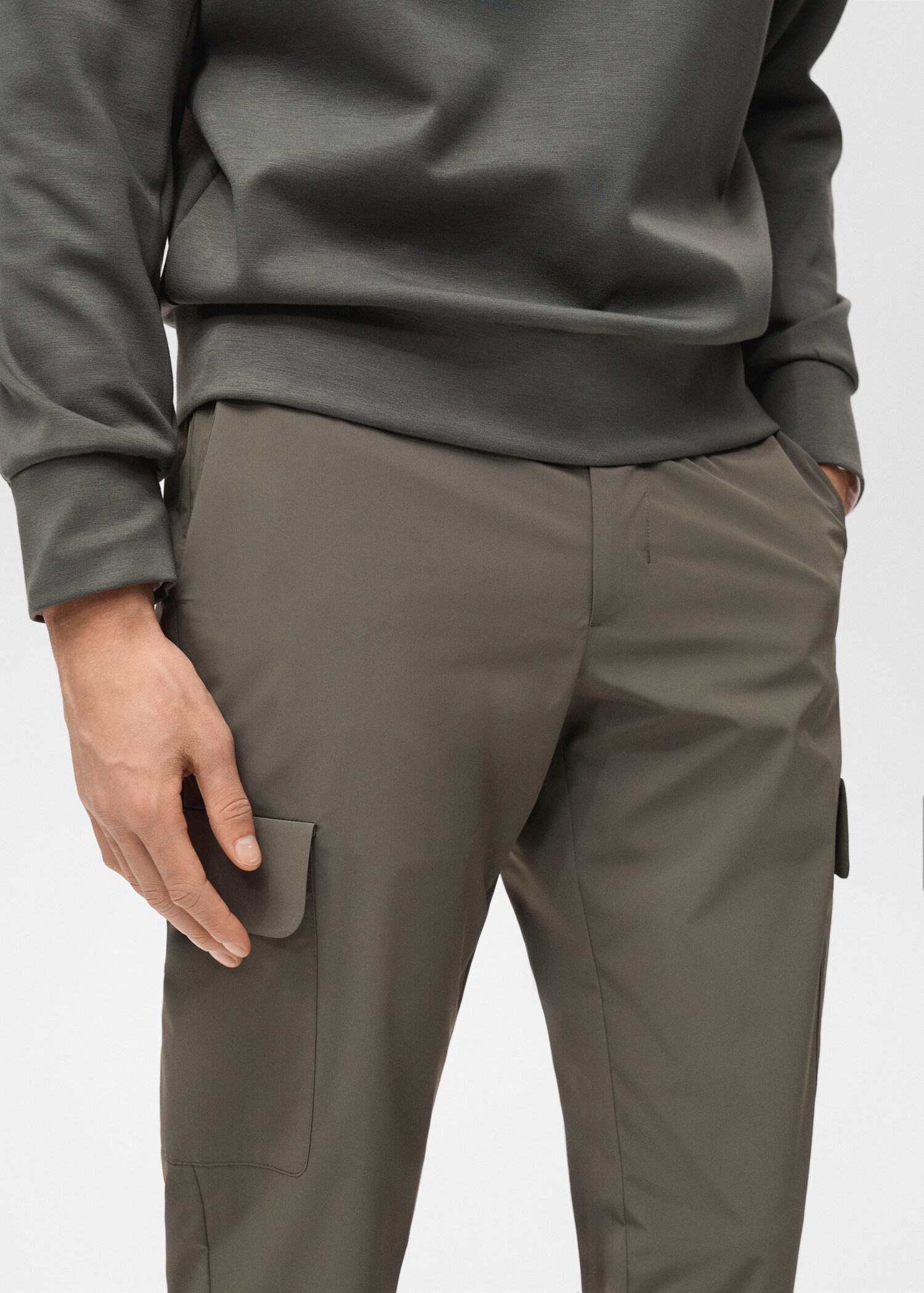 Thermoregulating comfort stretch cargo trousers - Details of the article 1