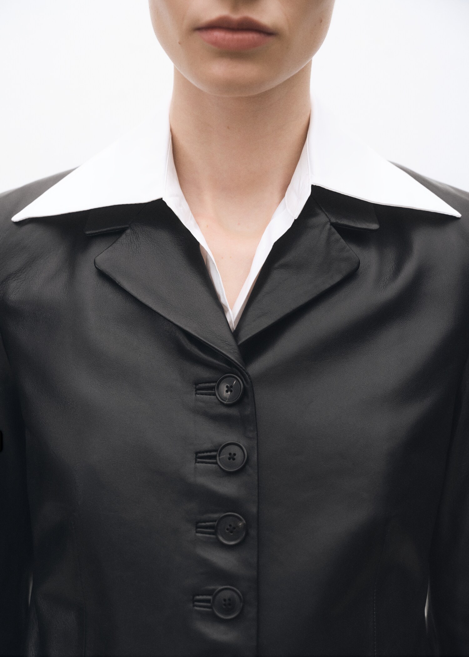 Leather jacket with buttons - Medium plane