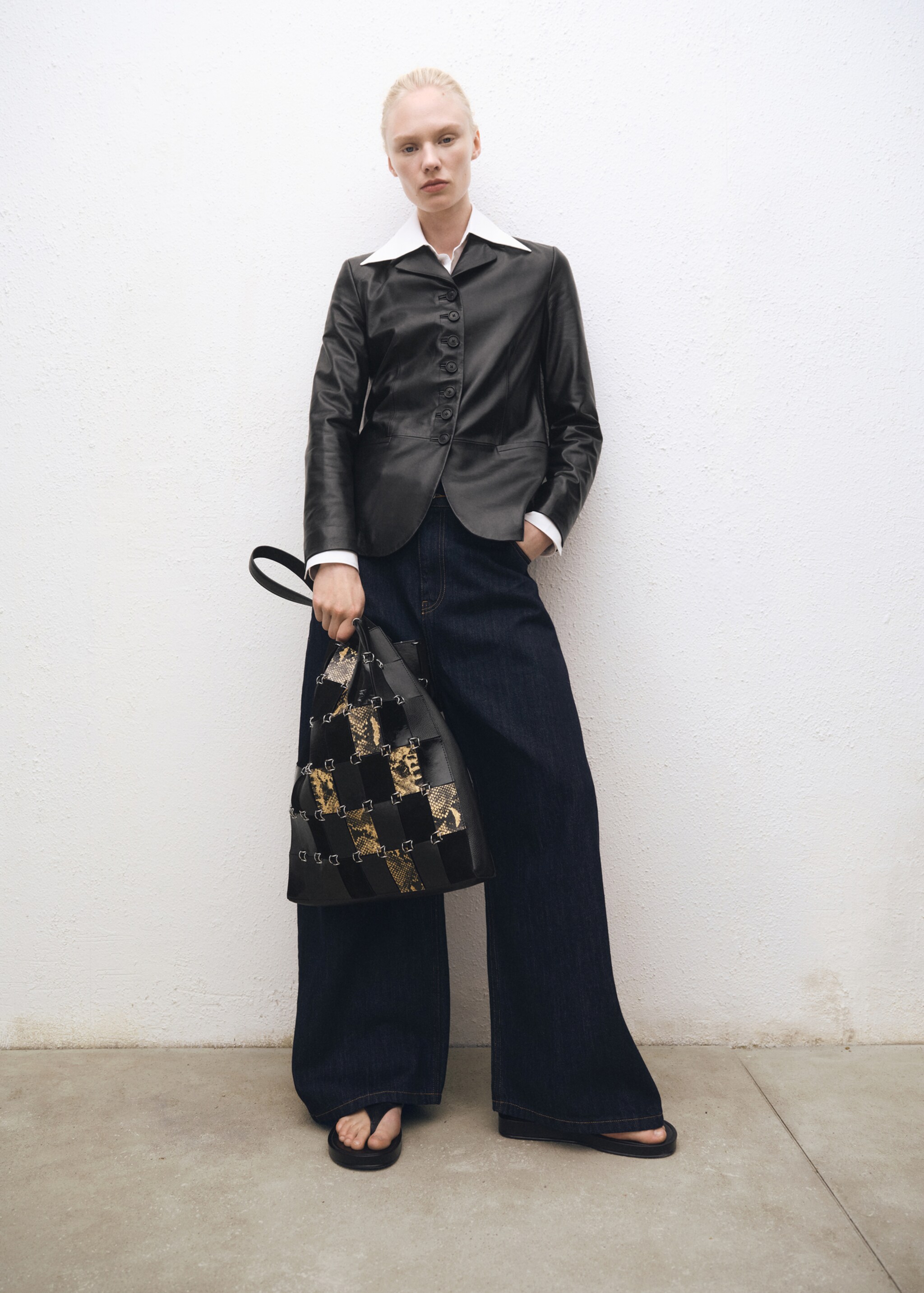 Leather jacket with buttons - Details of the article 2, Black. Ref: 87054418-00.