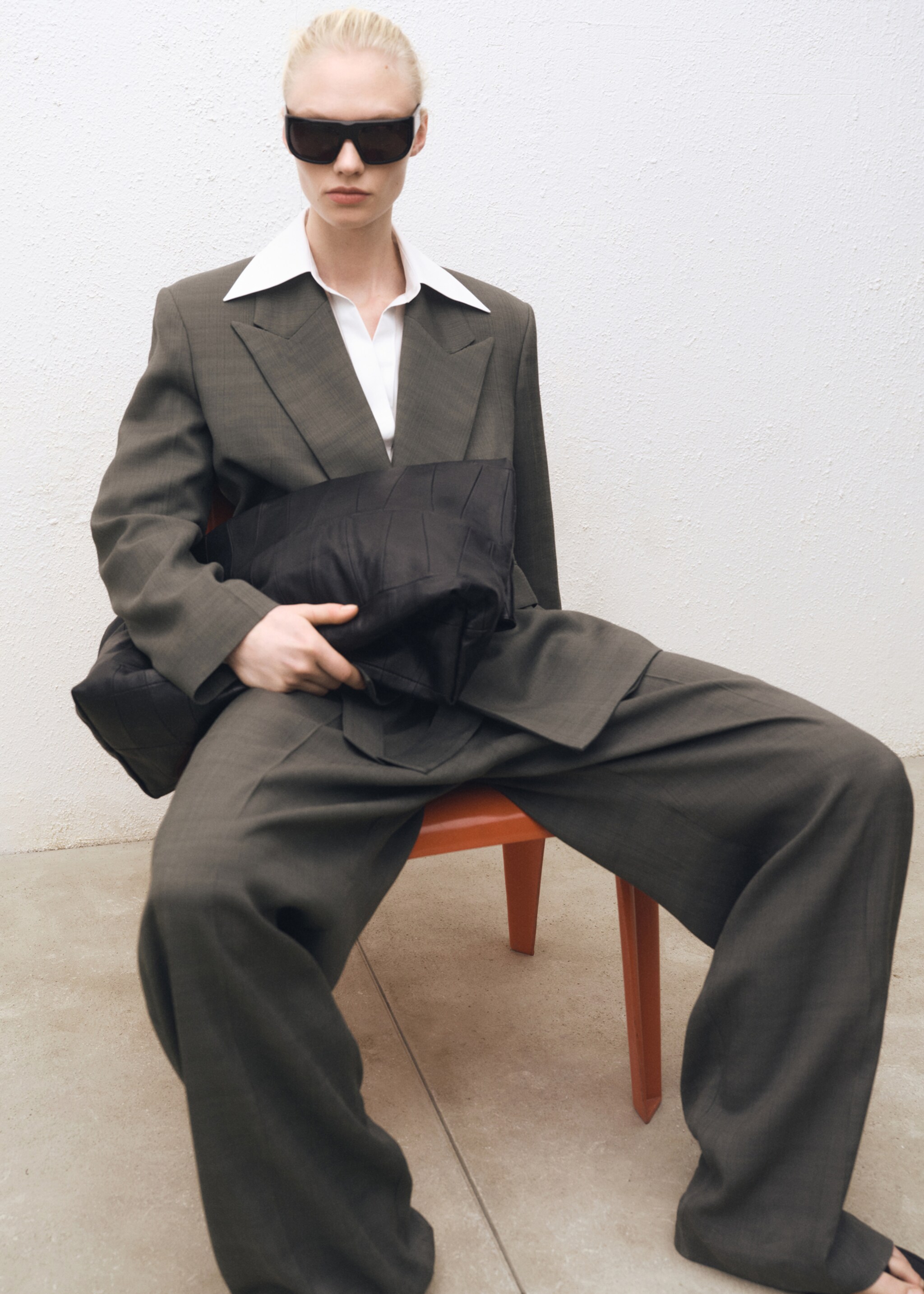 Oversized double-breasted suit jacket - Details of the article 1, Khaki. Ref: 87054420-00.