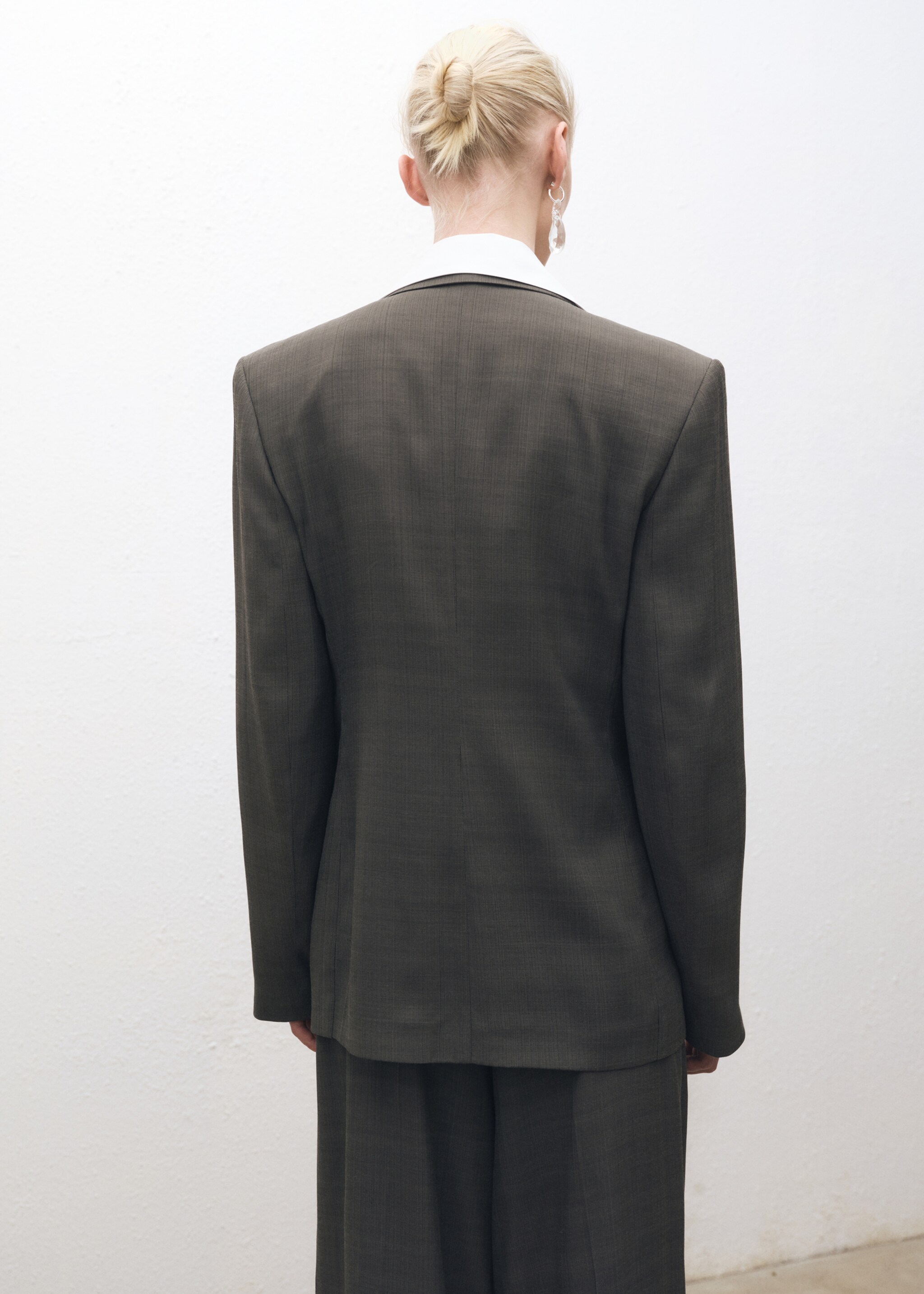 Oversized double-breasted suit jacket - Reverse of the article, Khaki. Ref: 87054420-00.