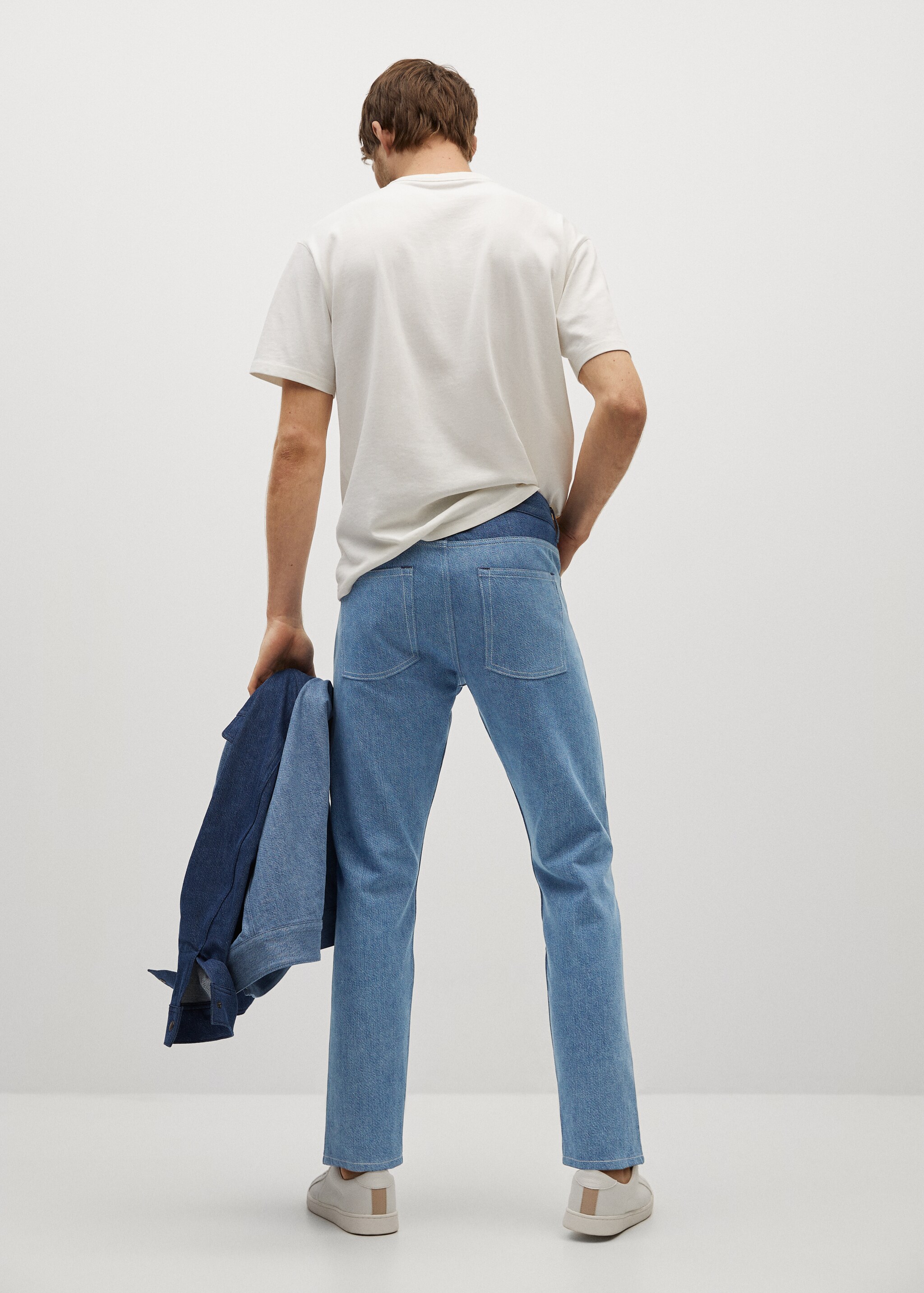 Tapered cropped vintage jeans - Reverse of the article