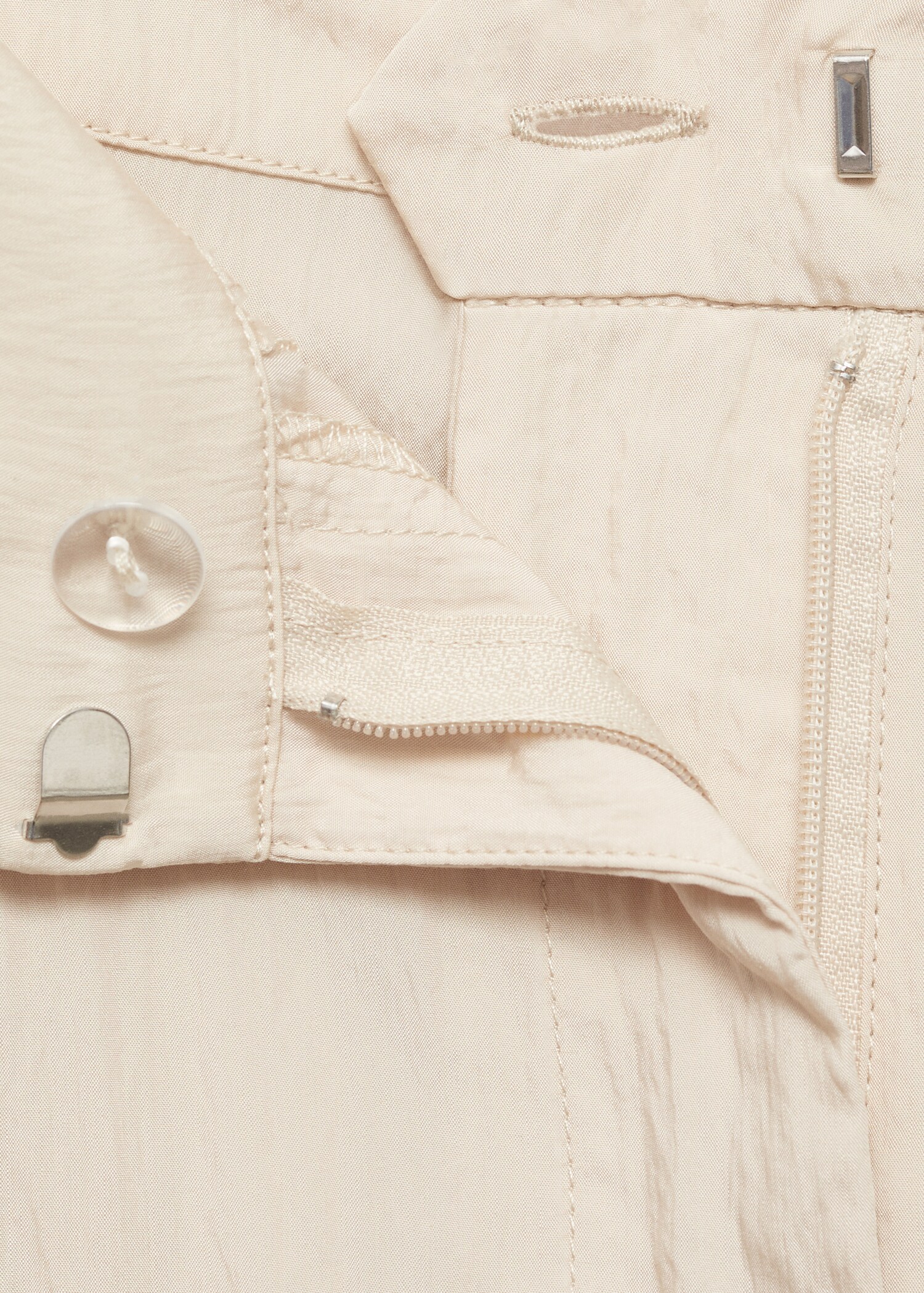 Textured cargo trousers - Details of the article 0