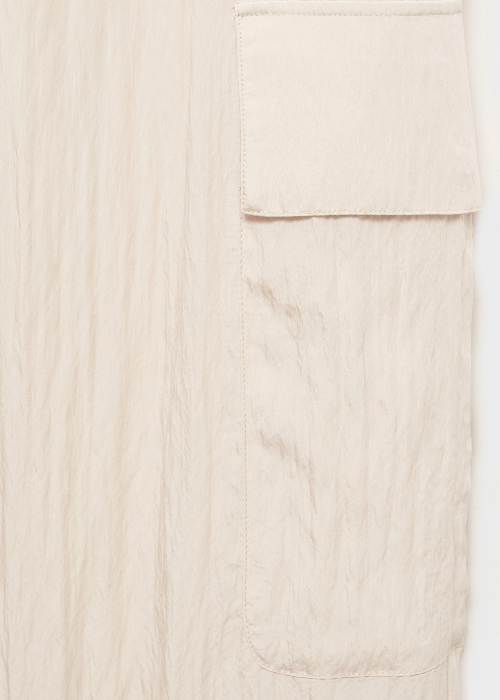 Textured cargo trousers - Details of the article 8, Sand. Ref: 87054778-00.