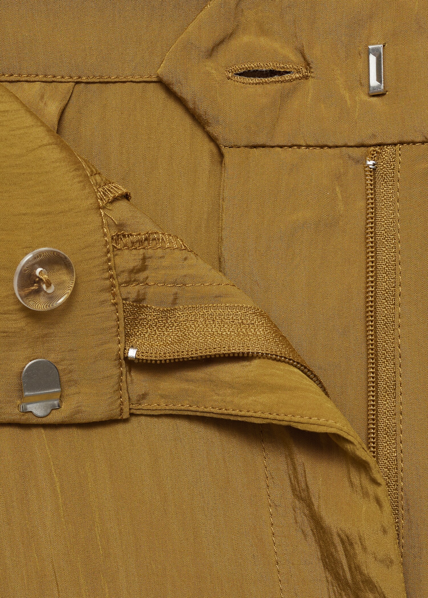 Textured cargo trousers - Details of the article 0