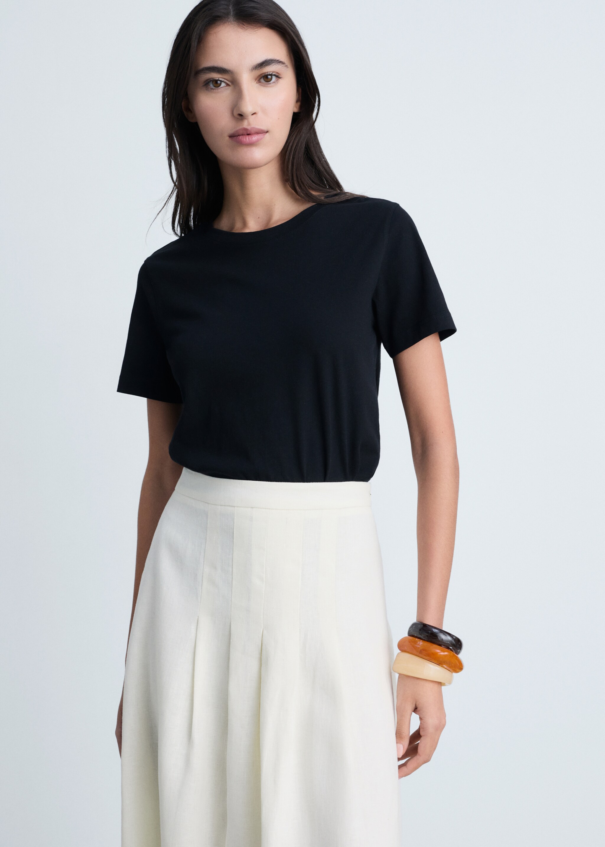 Langer Bundfaltenrock aus Leinen - Detail des Artikels 1, Vanille. Ref: 87054781-00.