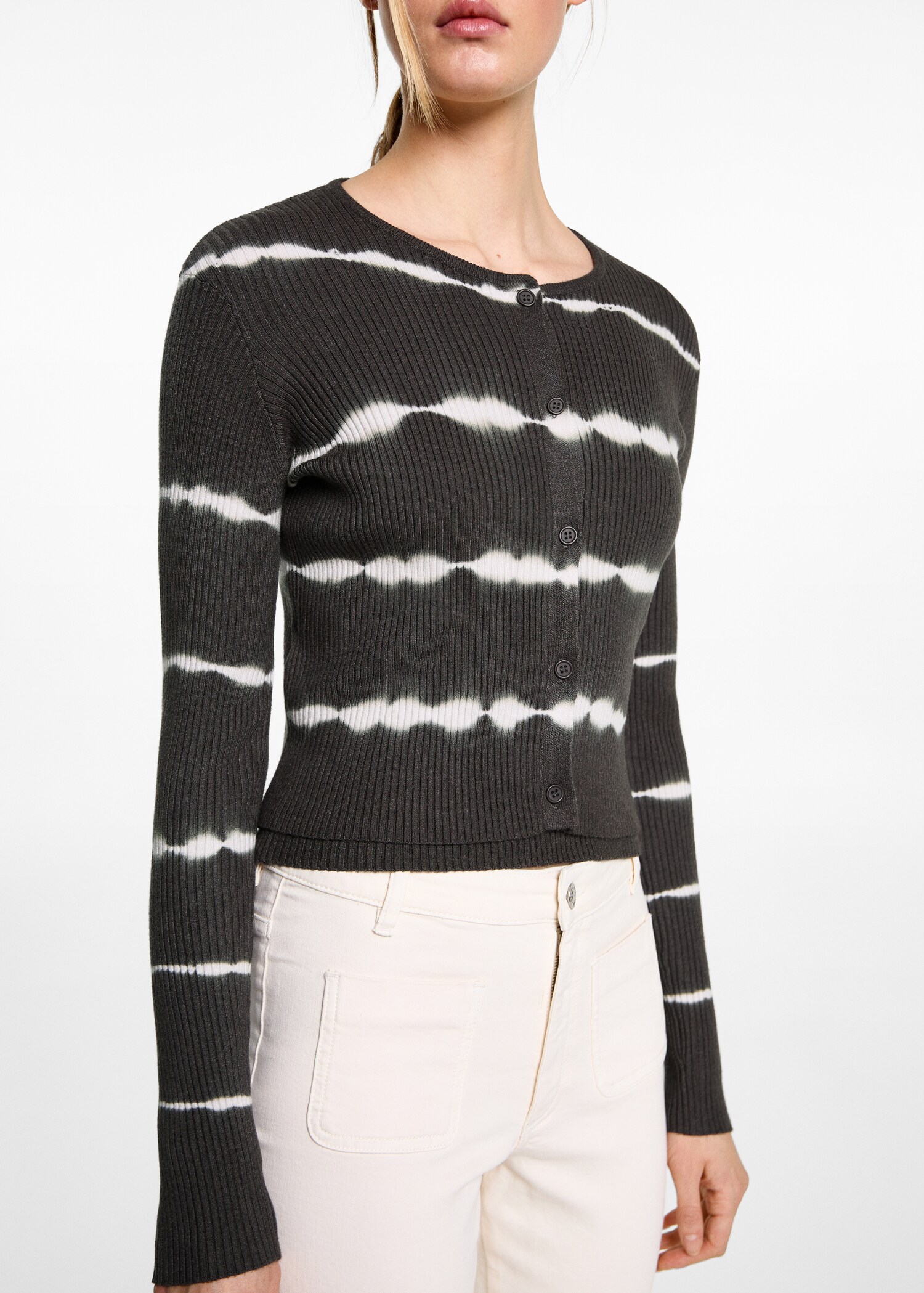 Fijn gebreid vest - Detail van het artikel 6