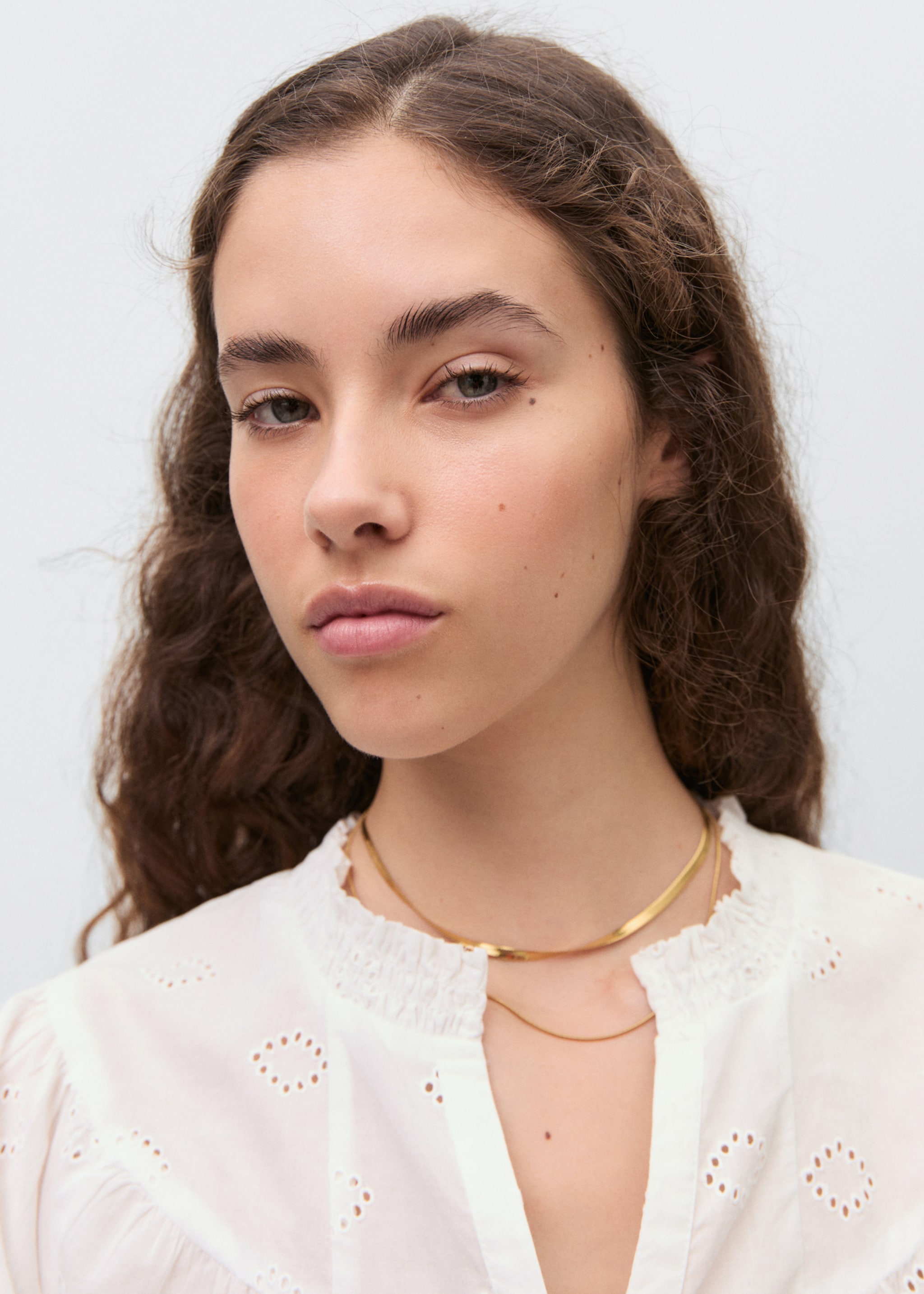 English embroidery blouse - Details of the article 1, Off White. Ref: 87054790-00.