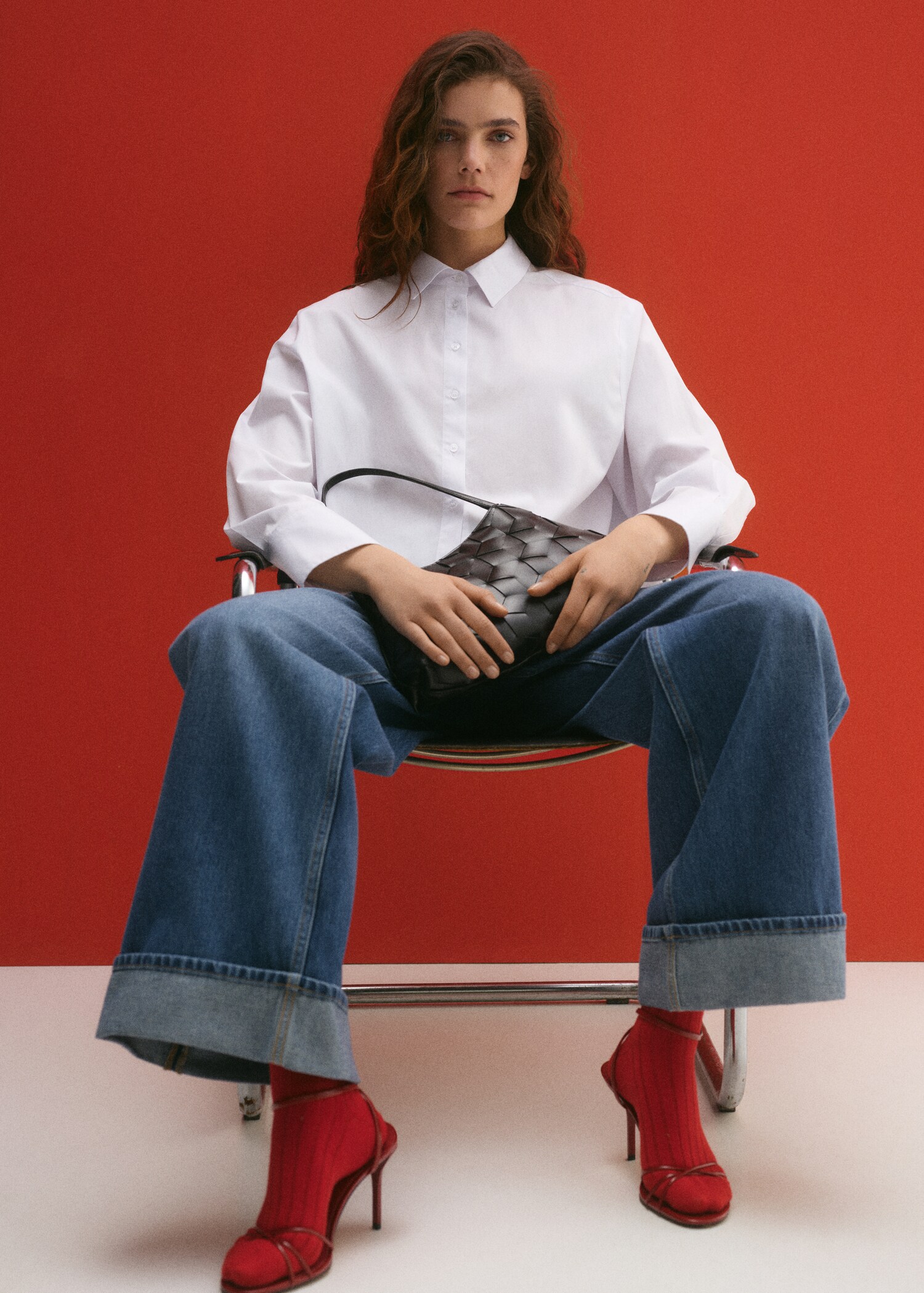 Regular cropped shirt - Details of the article 2