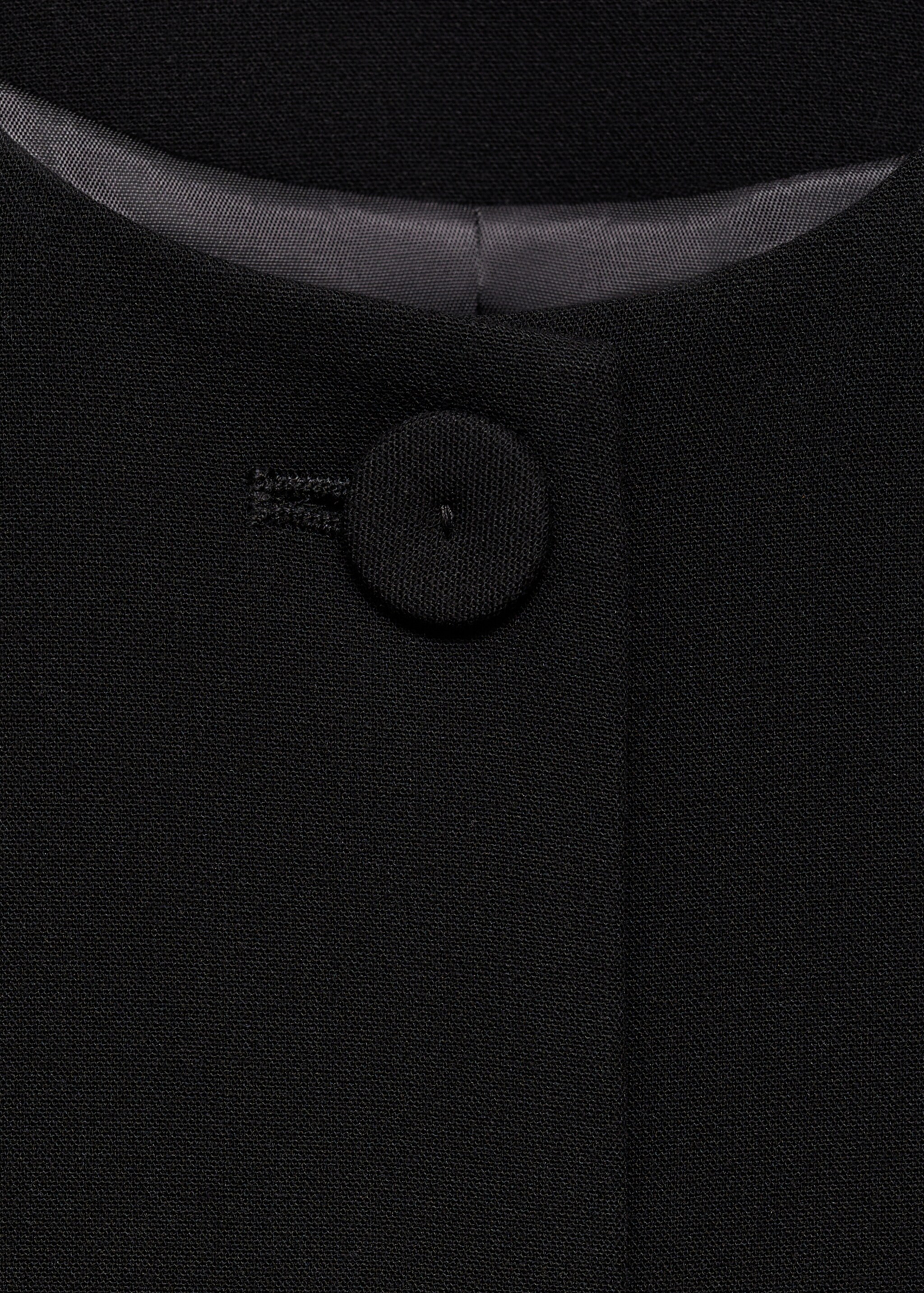 Suit waistcoat with buttons - Details of the article 8, Black. Ref: 87054802-00.