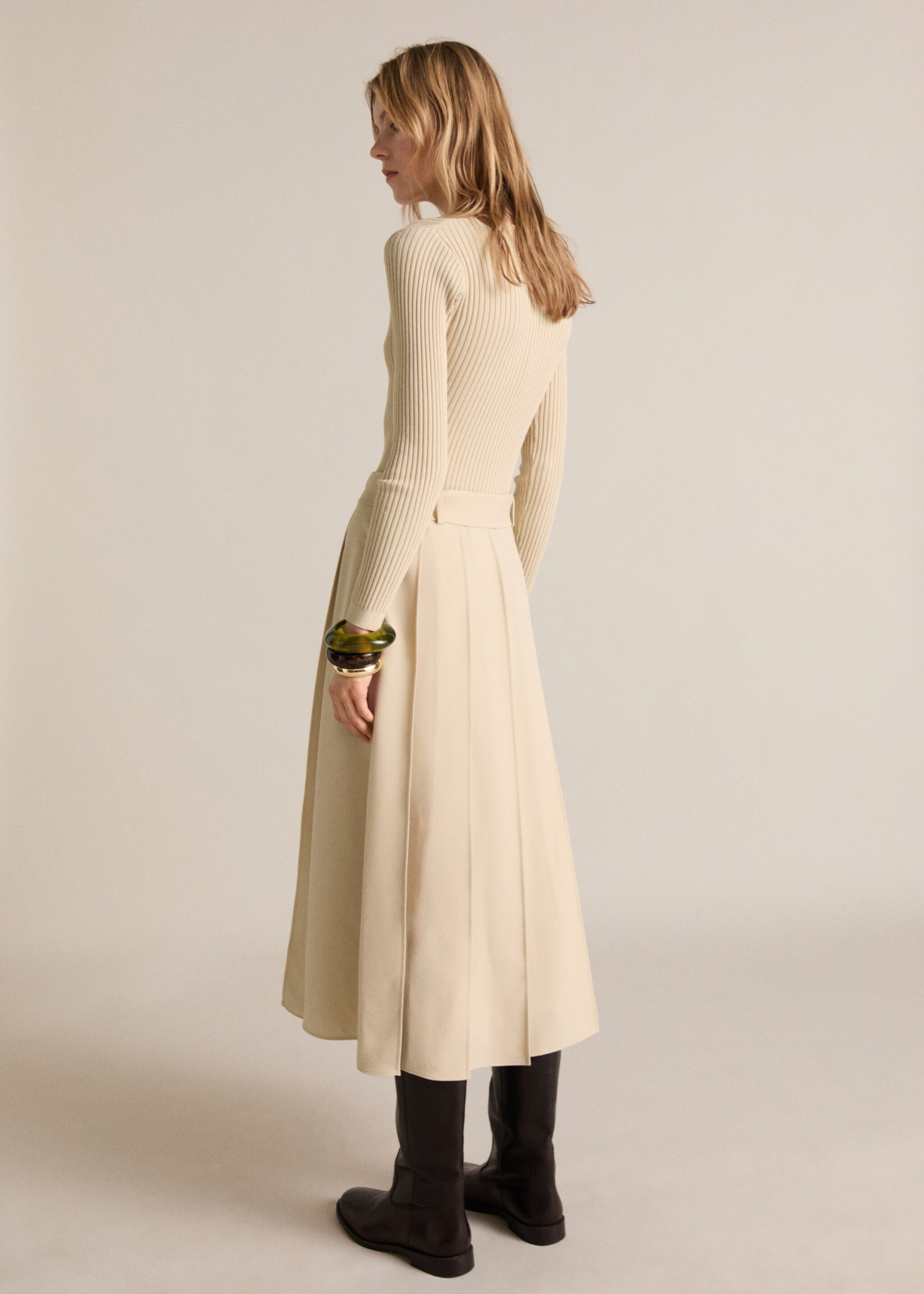 Combined woven dress with belt - Reverse of the article, Ecru. Ref: 87054803-00.