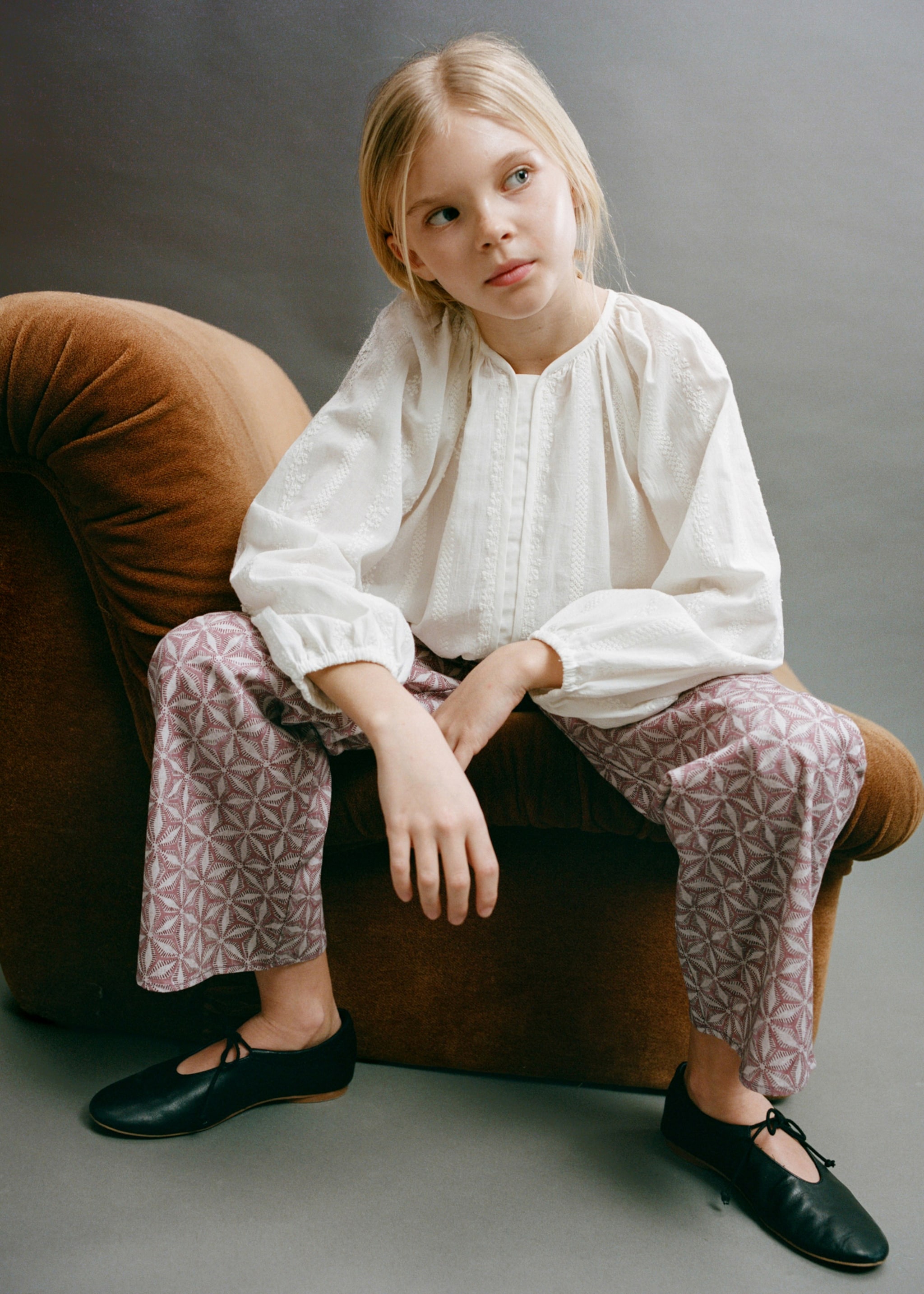 Printed pocket pants - Details of the article 5, Pink. Ref: 87054807-00.