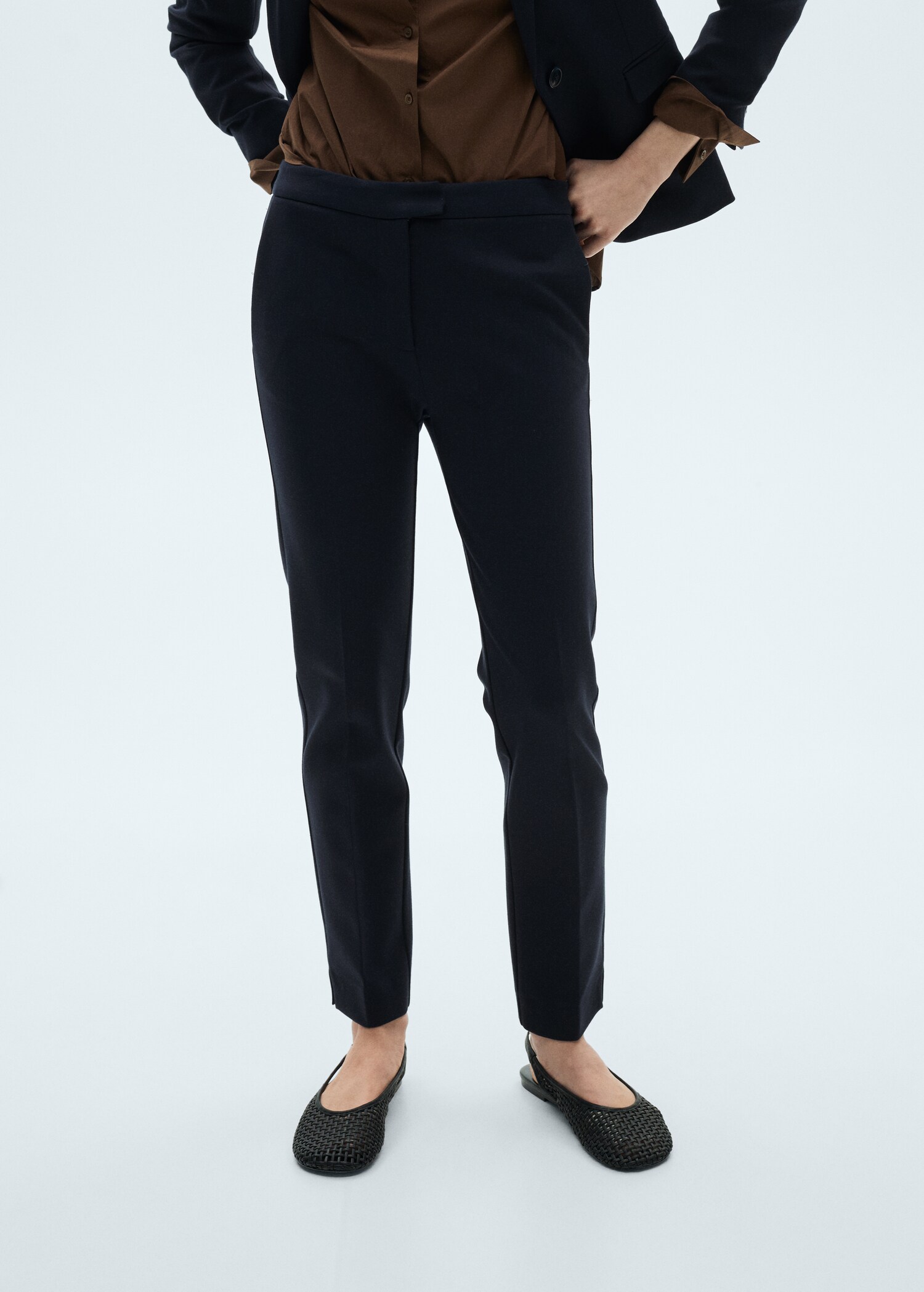 Straight mid-rise trousers - Medium plane