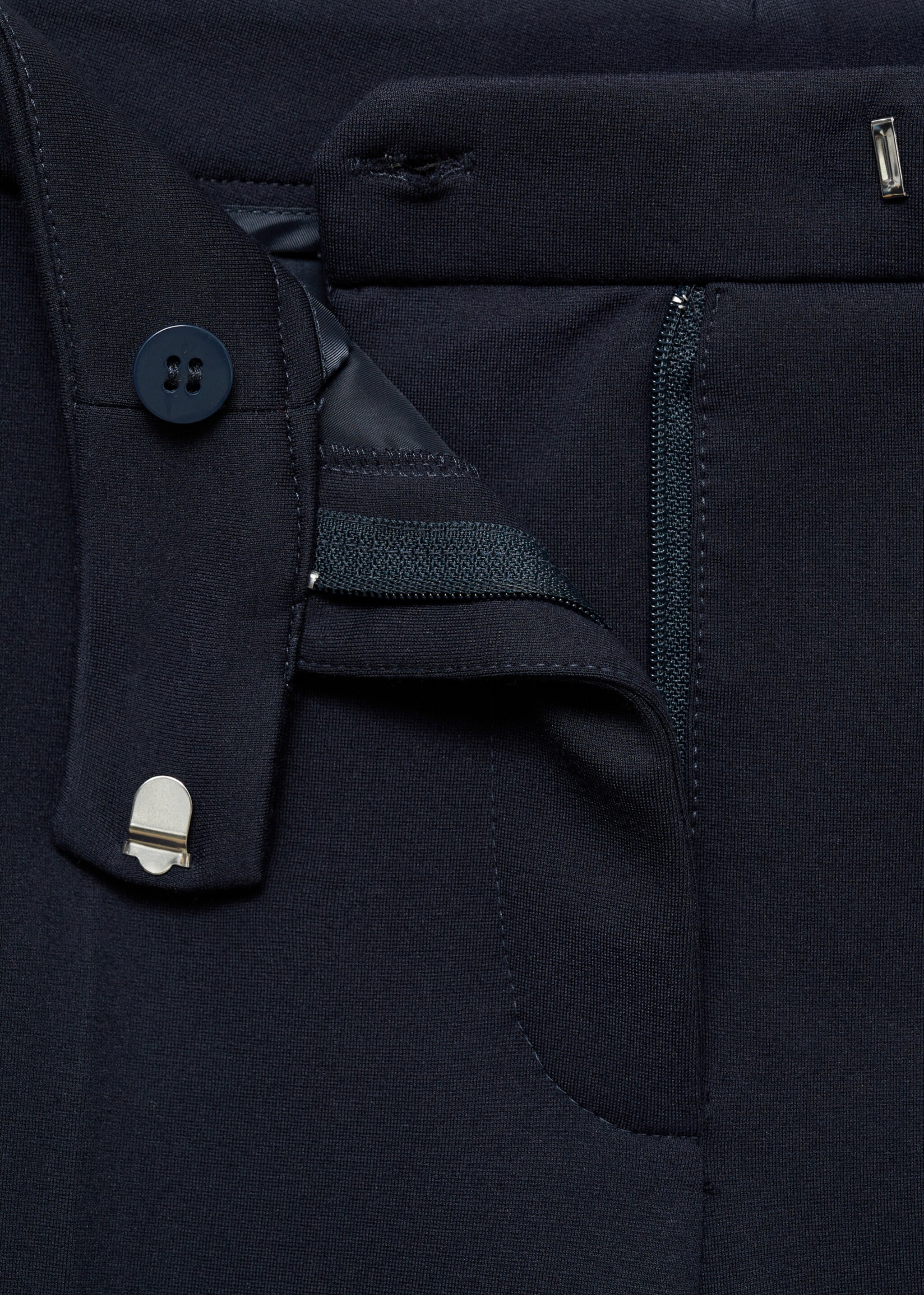Straight mid-rise trousers - Details of the article 8, Dark Navy. Ref: 87054808-00.
