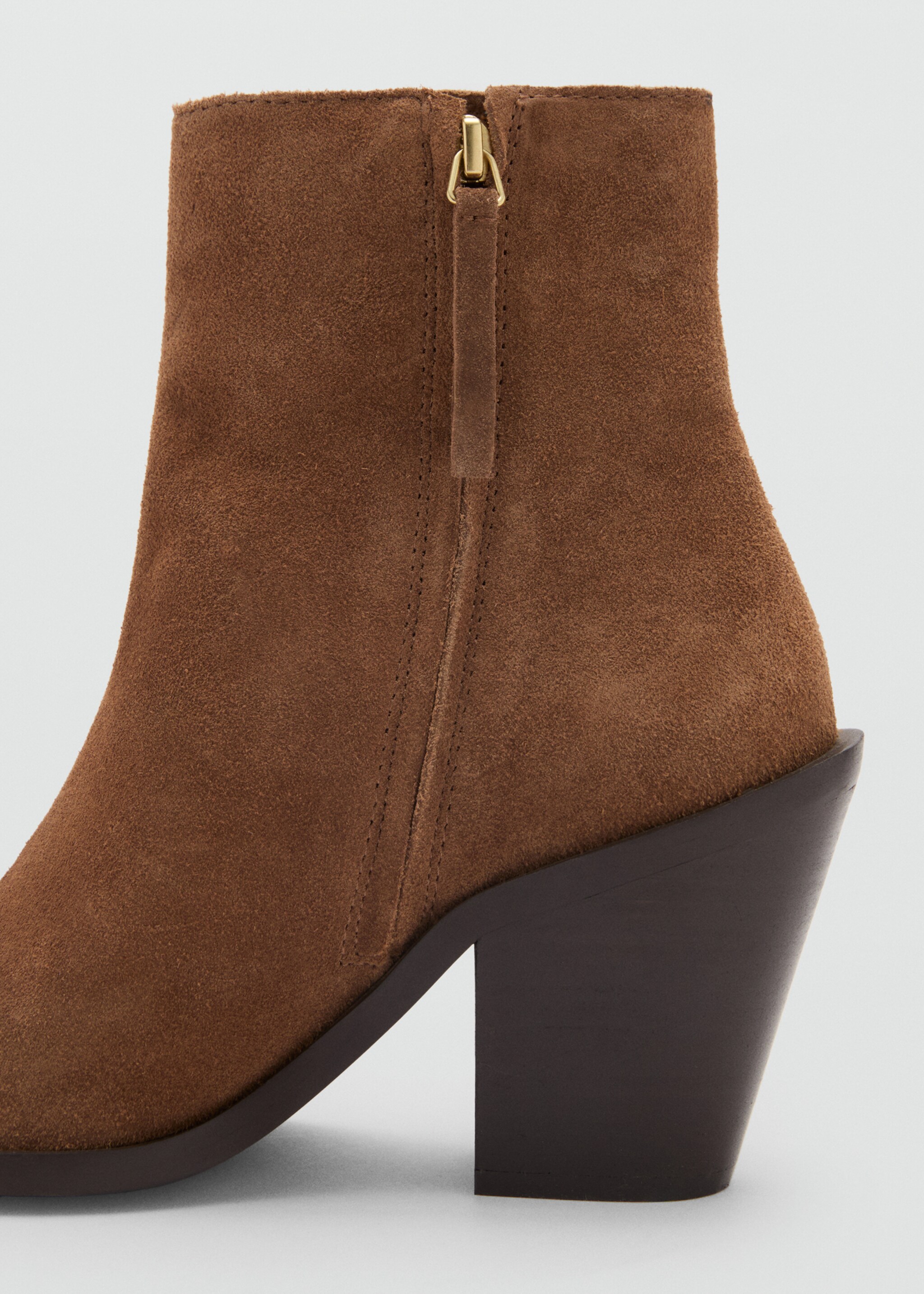 Heel suede ankle boot - Details of the article 2, Tobacco Brown. Ref: 87054810-00.