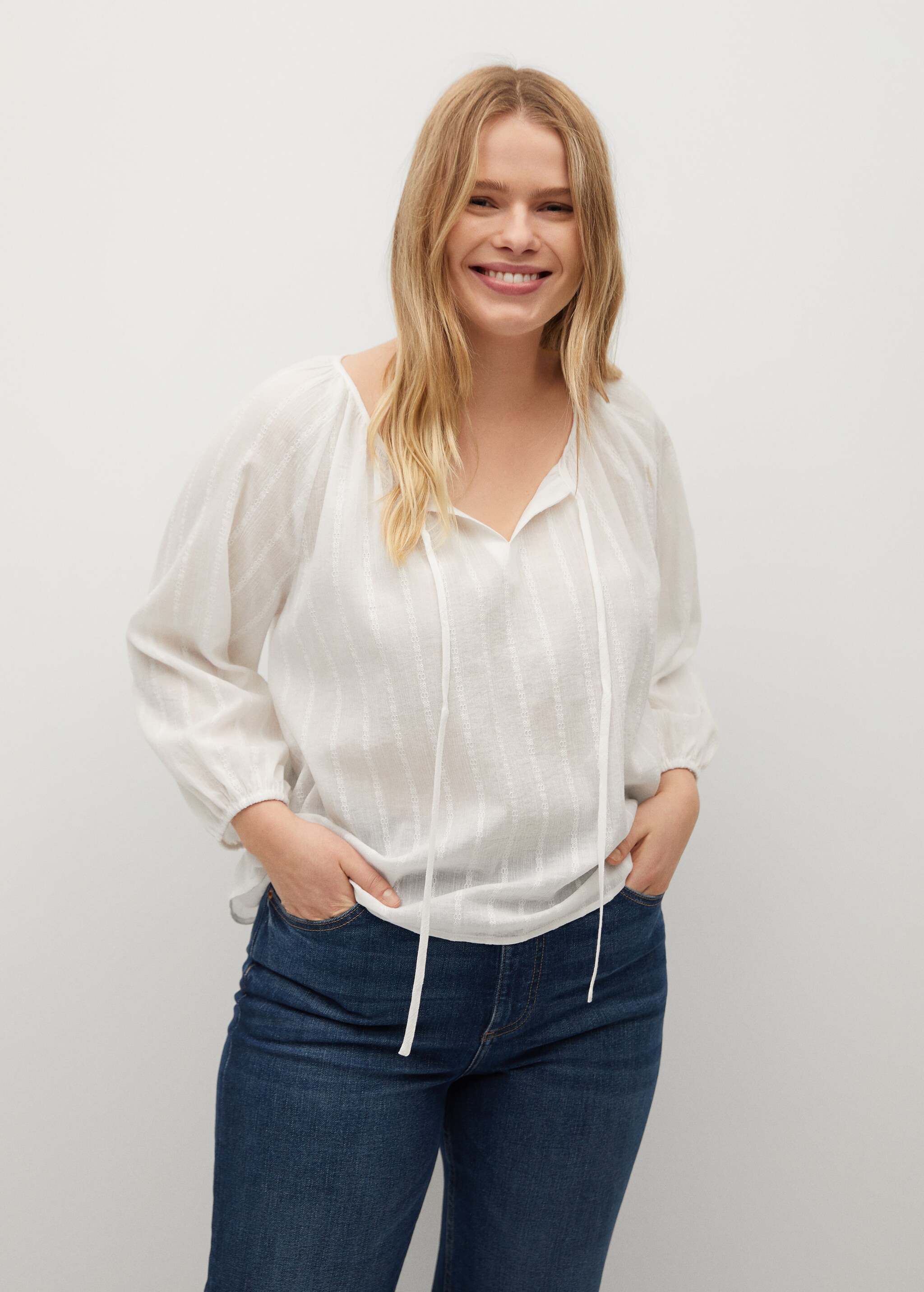Blusa algodón lazo - Plano medio