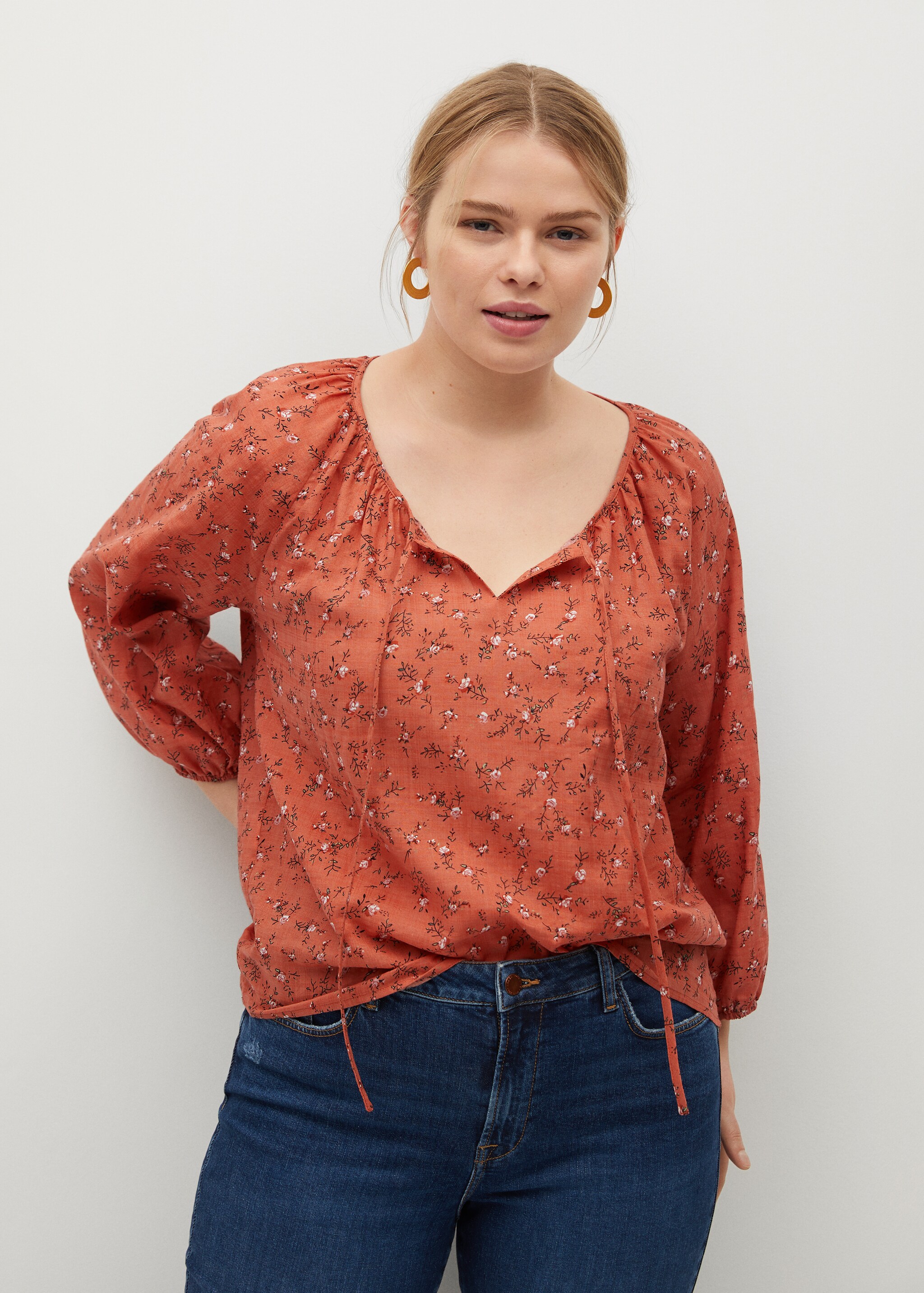 Blusa algodón lazo - Plano medio