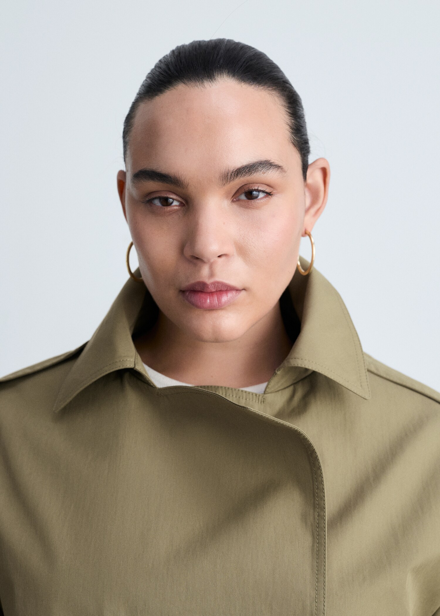 Double-breasted cropped trench coat - Details of the article 4