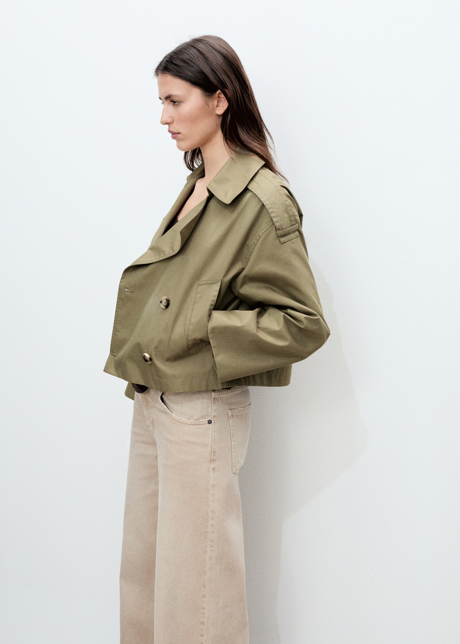 Double-breasted cropped trench coat - Details of the article 6