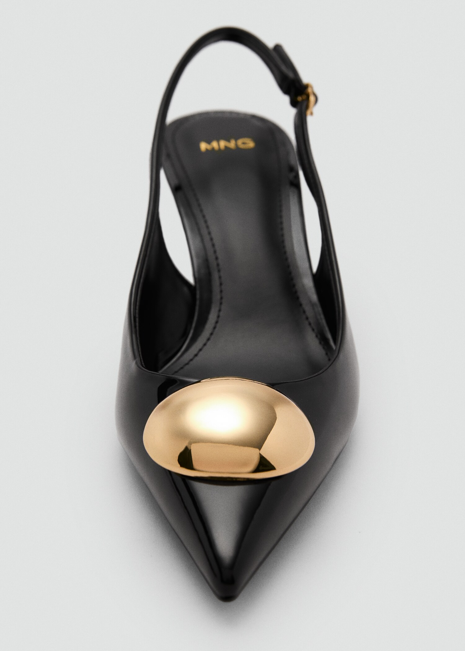Kitten-heel shoes with metallic decoration - Details of the article 3