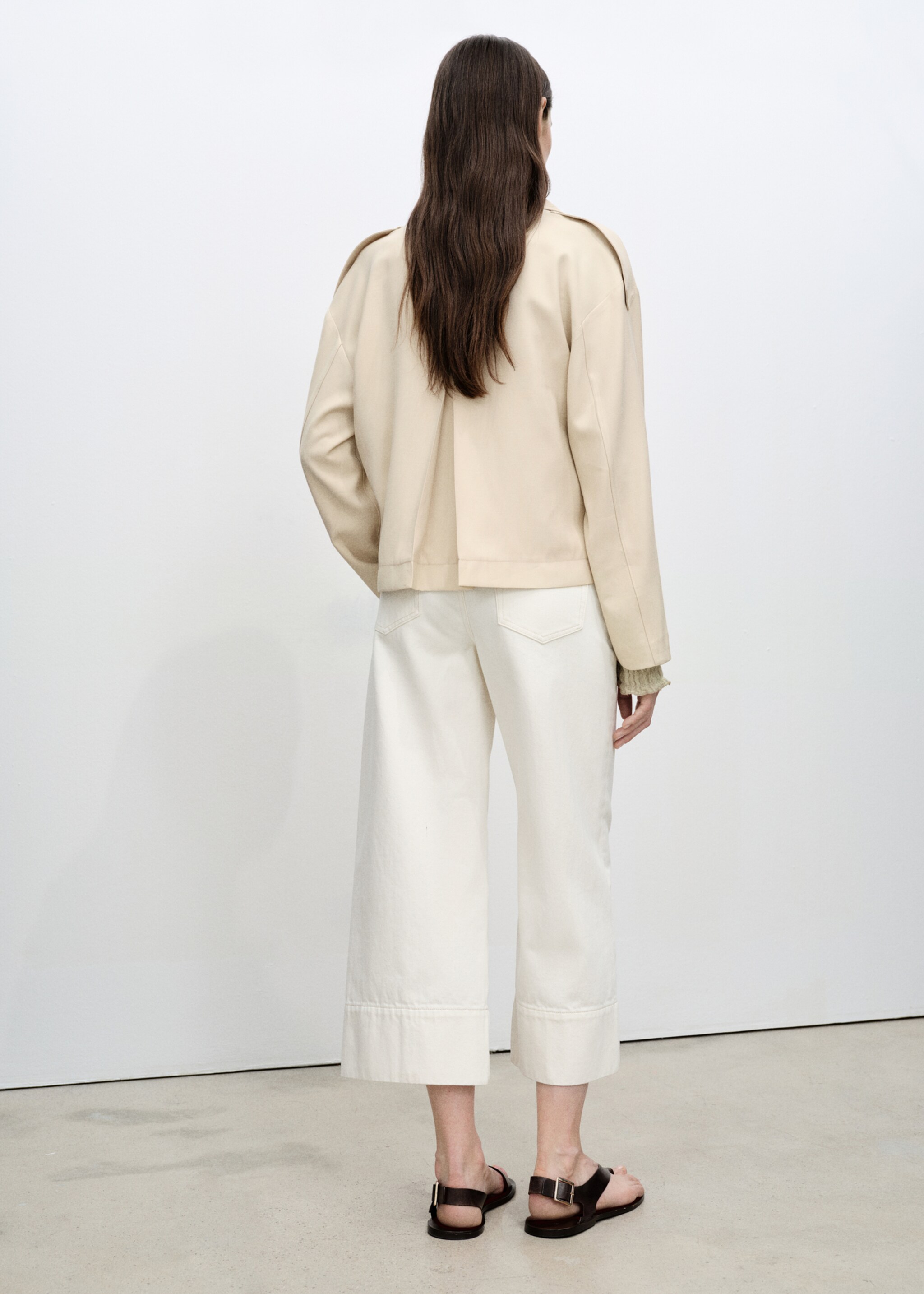 Cropped wideleg jeans med sømmer - Baksiden av artikkelen, Ecru. Ref: 87055768-00.