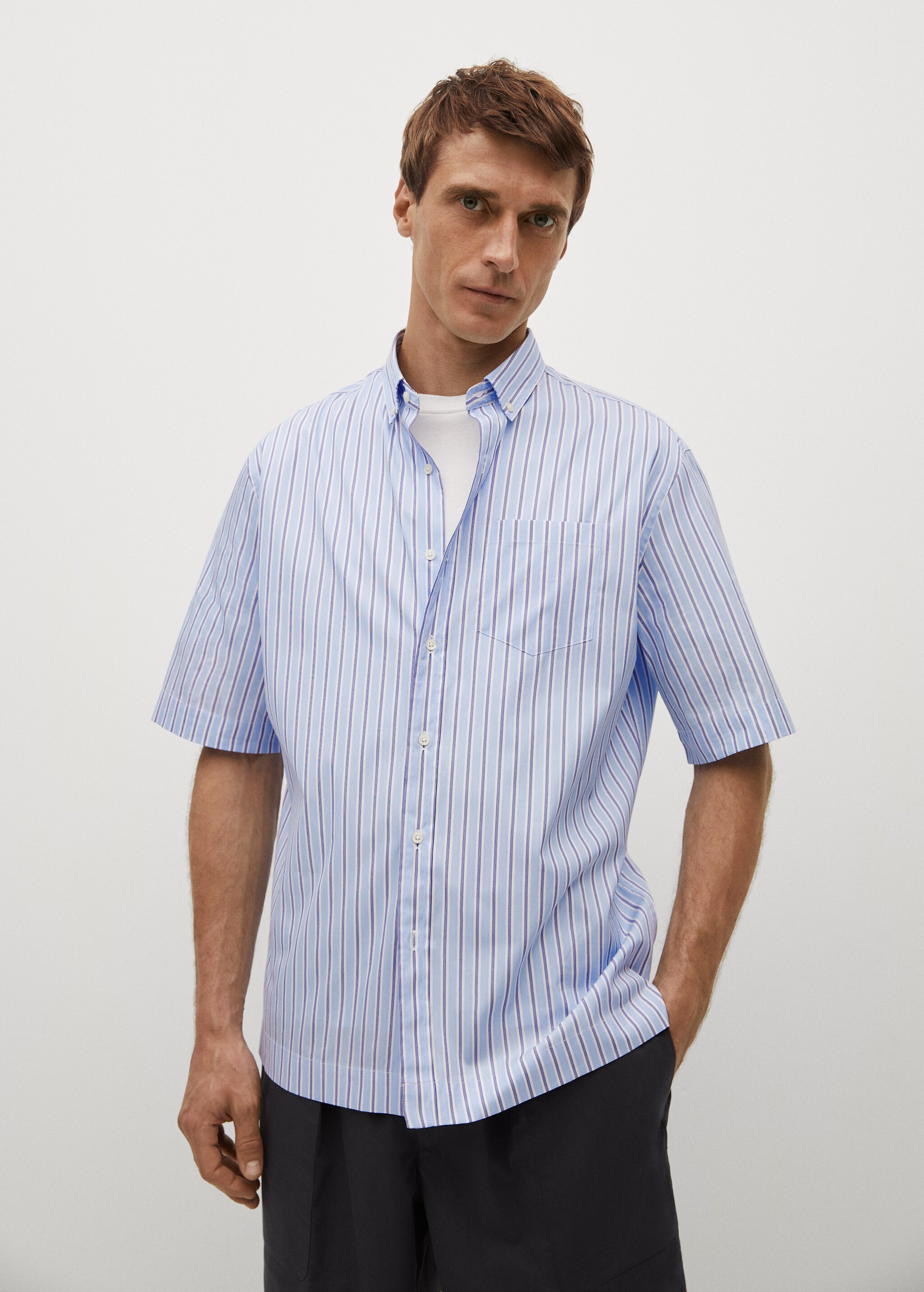 Camisa regular fit rayas tejido premium - Plano medio