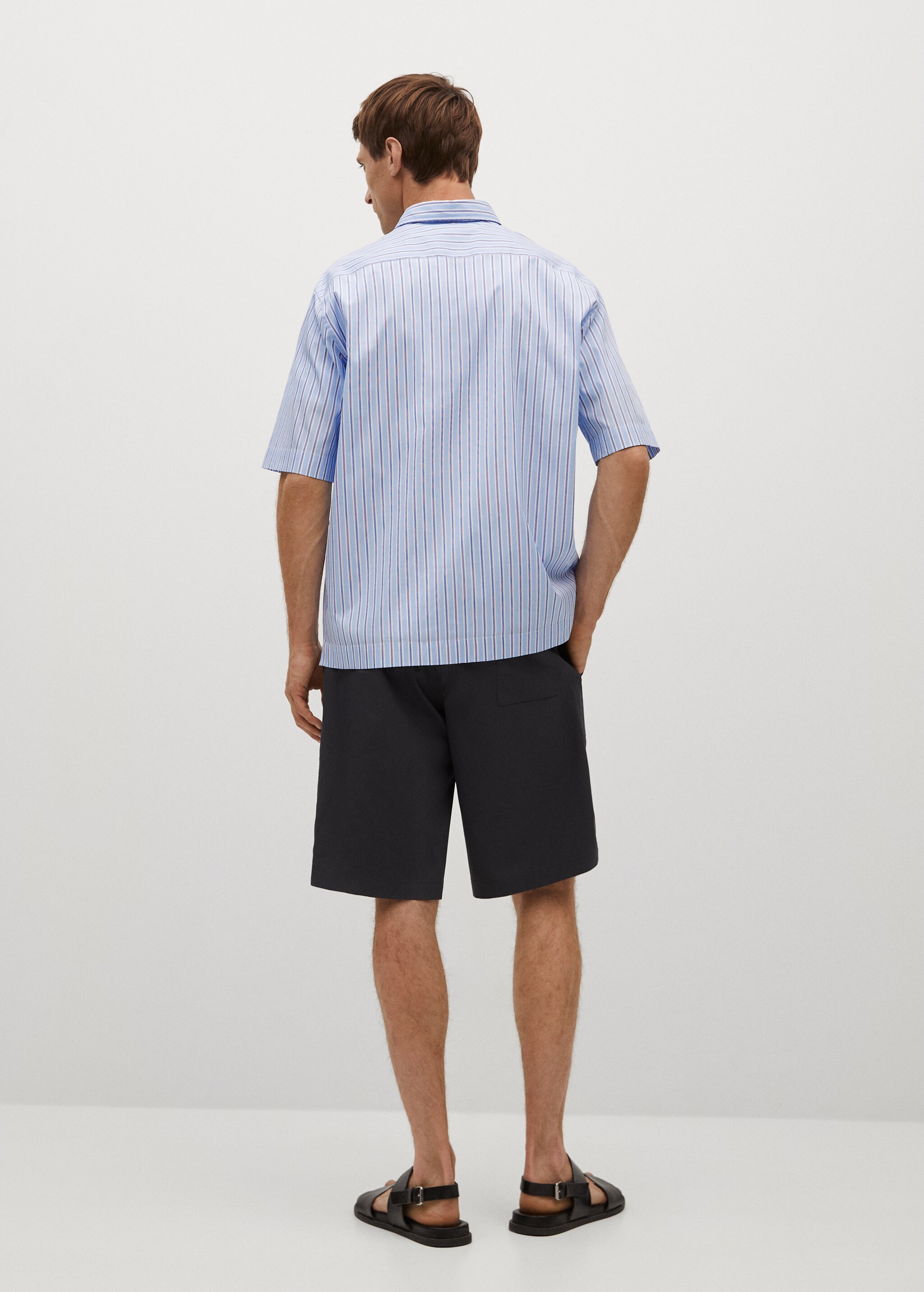 Camisa regular fit rayas tejido premium - Reverso del artículo