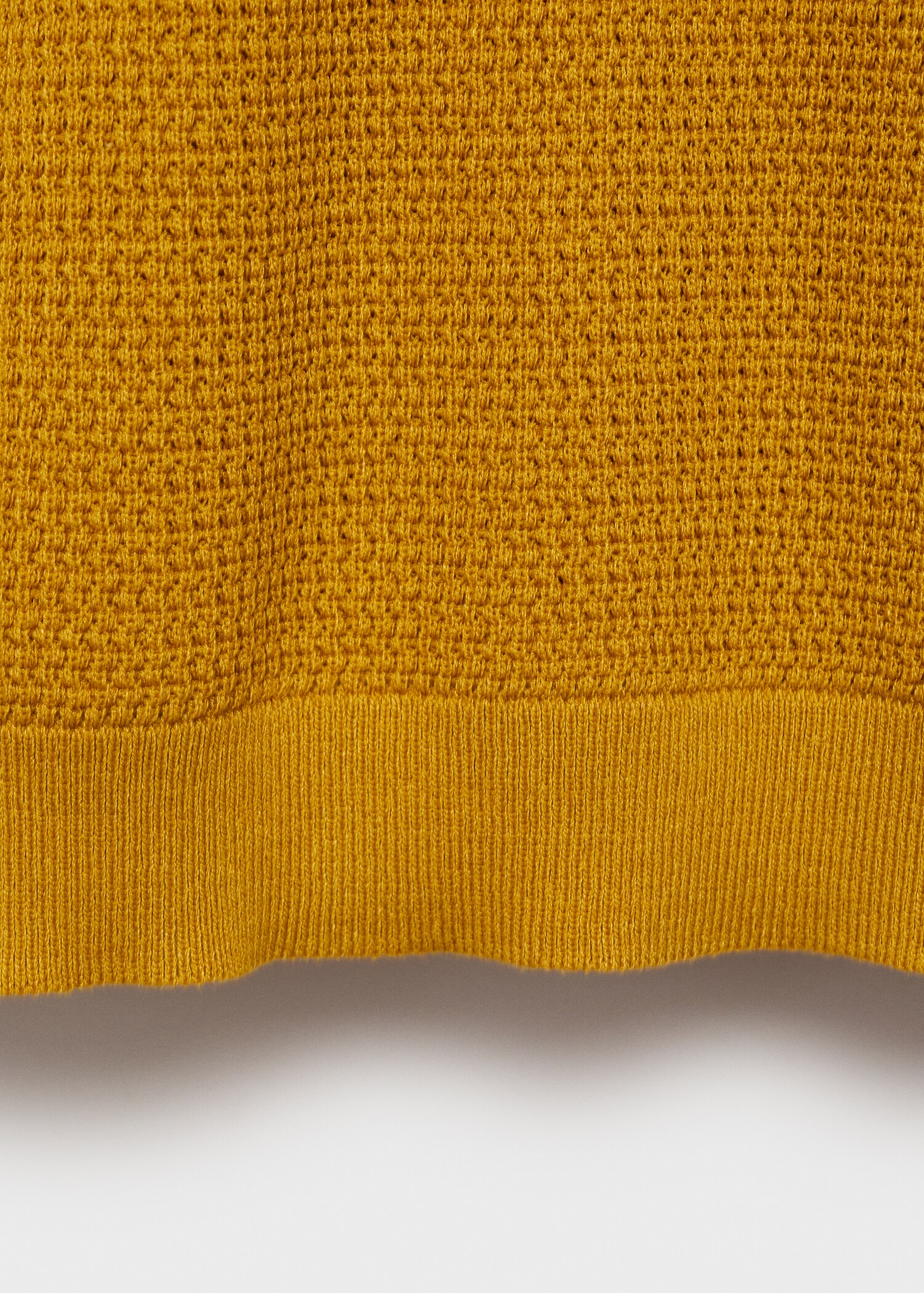 Structured fine-knit polo shirt - Details of the article 0
