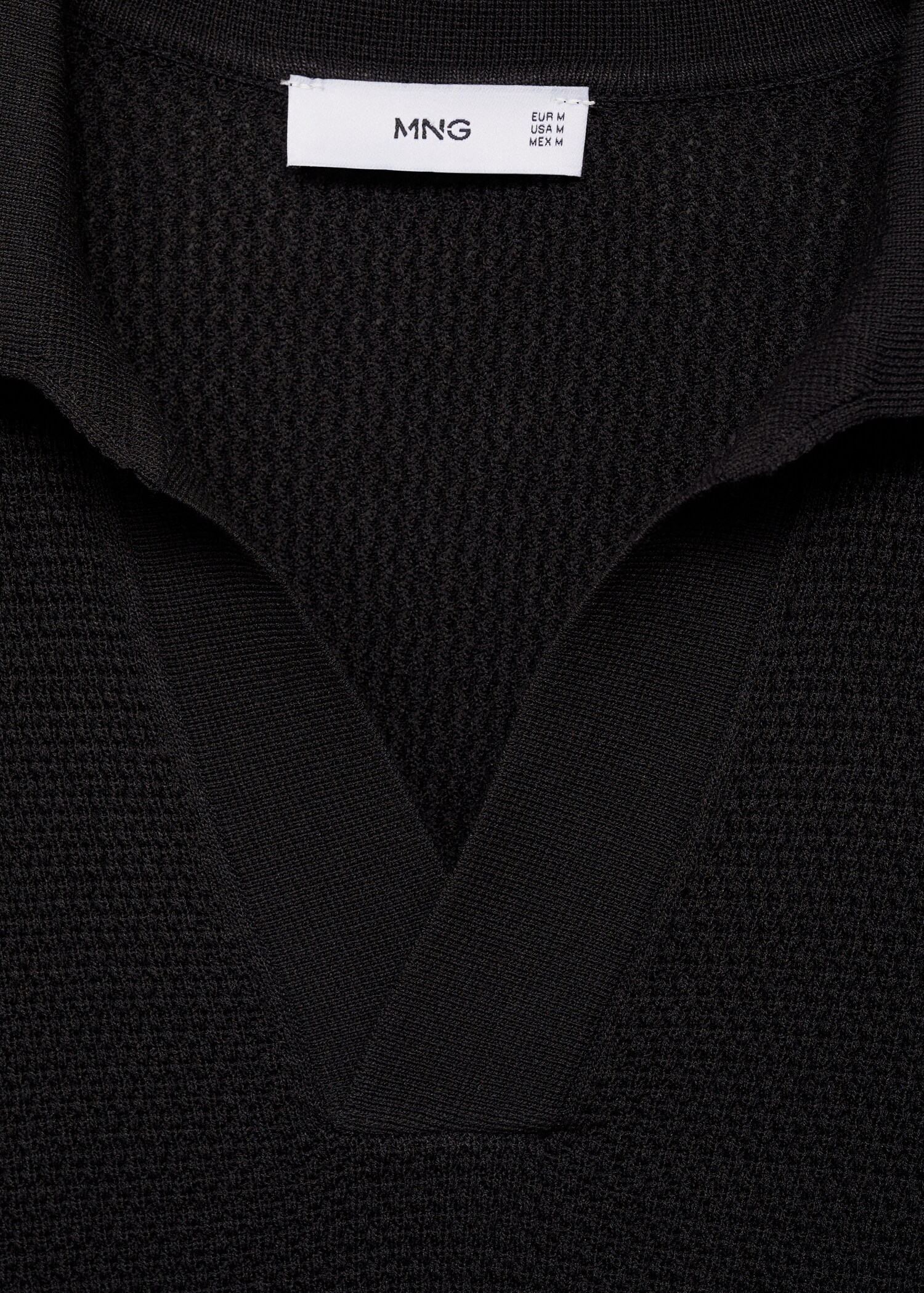 Structured fine-knit polo shirt - Details of the article 8