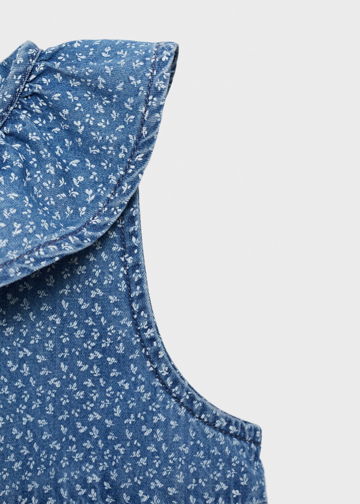 Denim dress with babydoll neckline - Details of the article 0