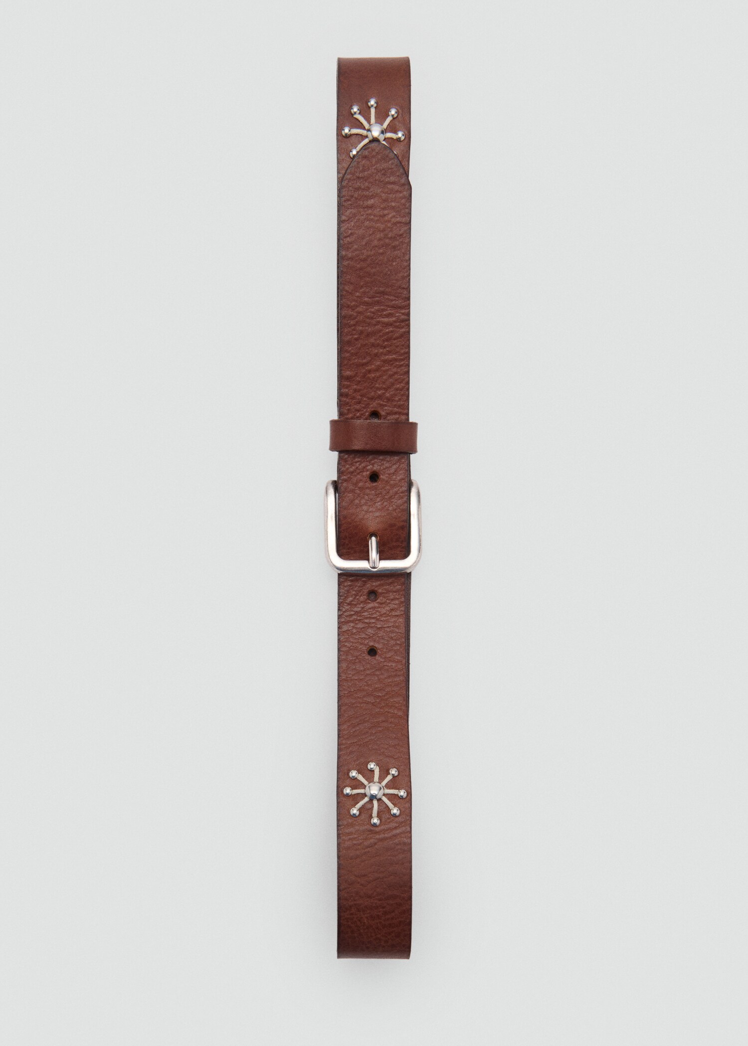 Leather belt with embroidered details - Details of the article 2
