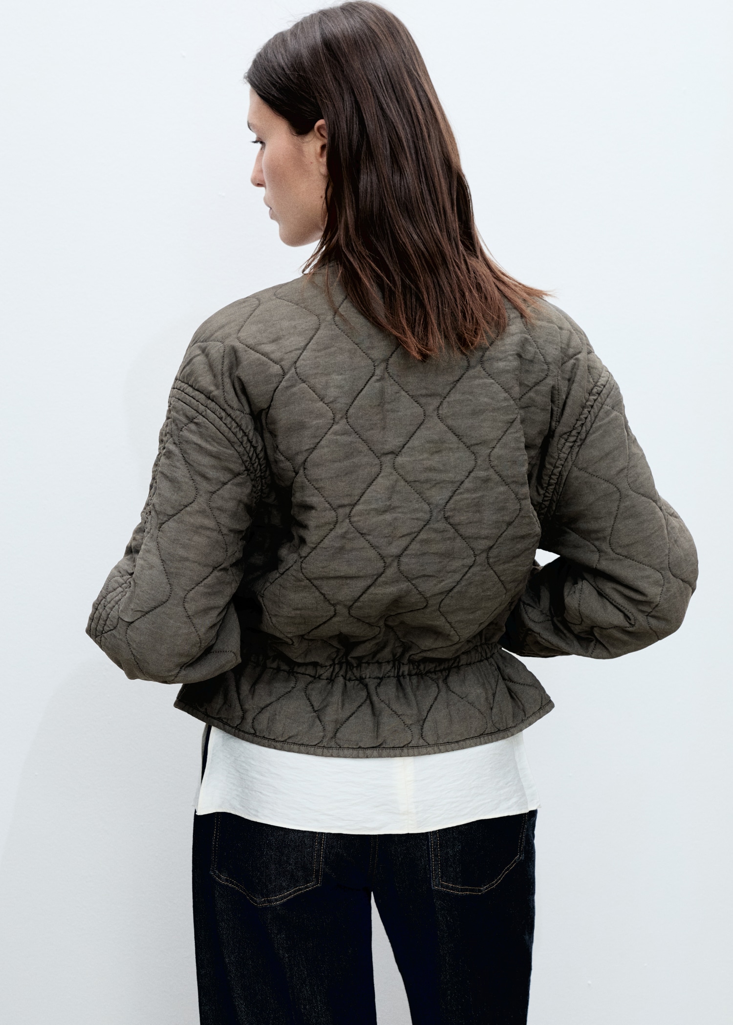 Quilted bomber jacket - Reverse of the article