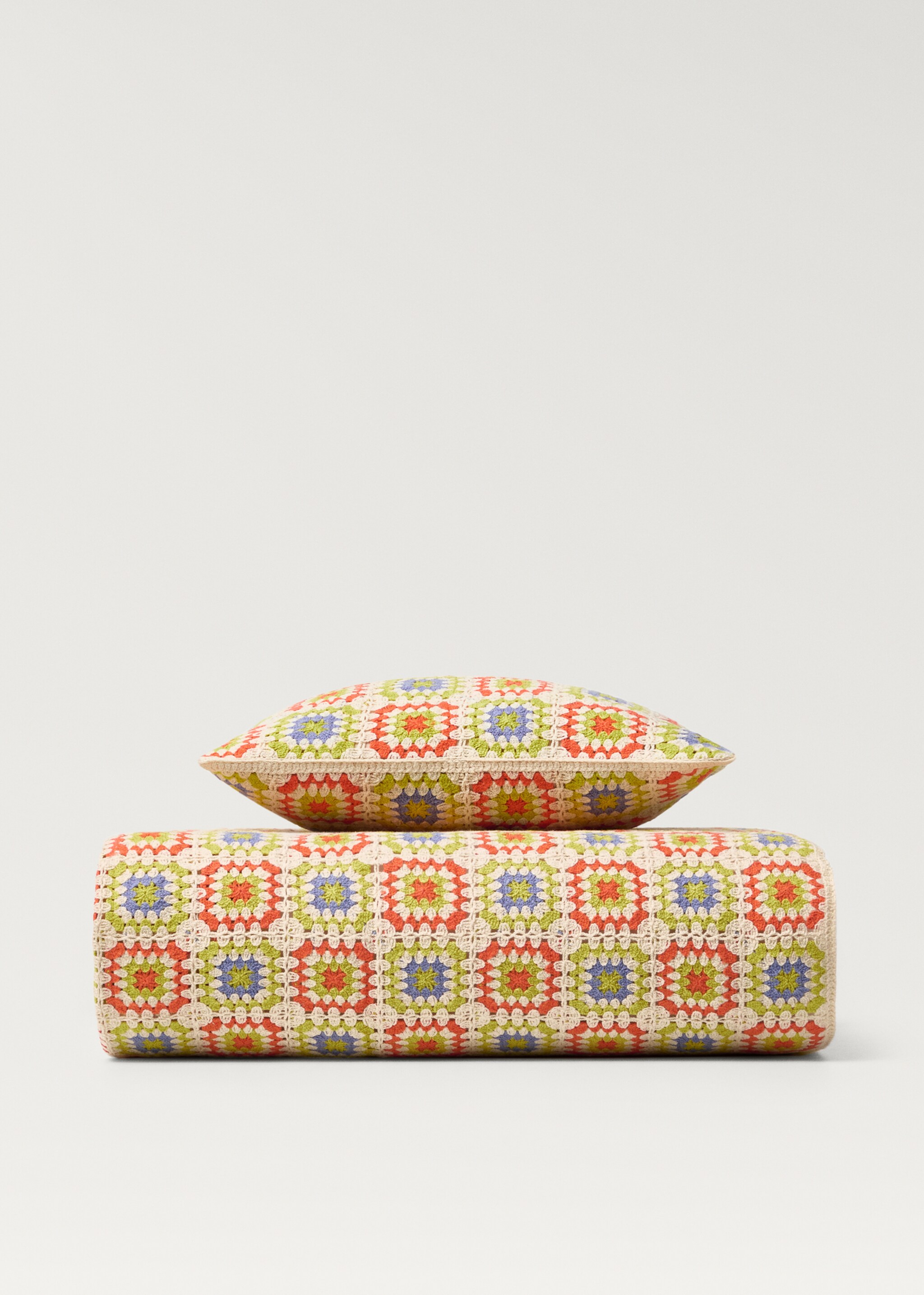 Children's multi-coloured crochet blanket - Details of the article 4, Lilac. Ref: 87055981-00.