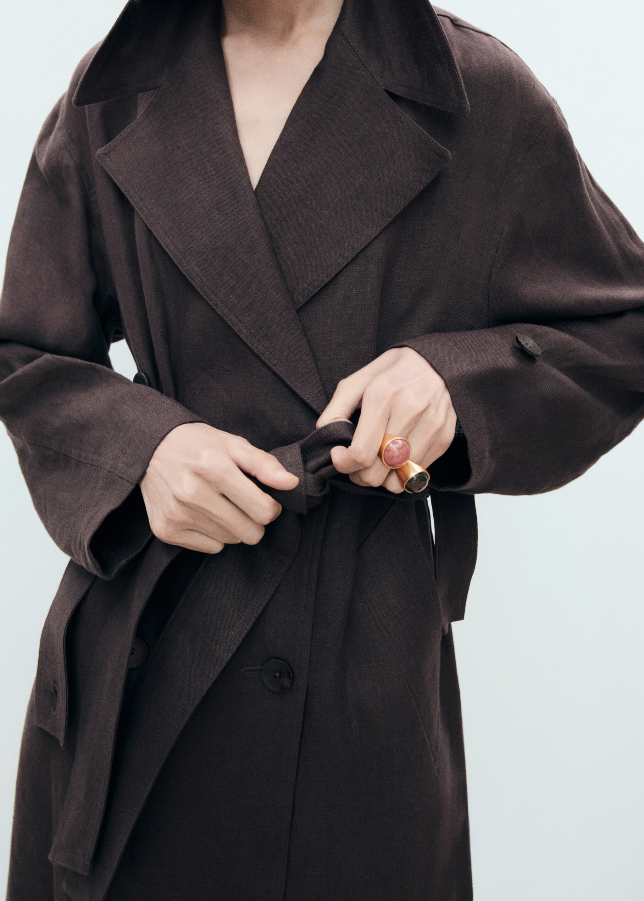 Set of 2 combined resin rings - Details of the article 9, Gold. Ref: 87055982-00.