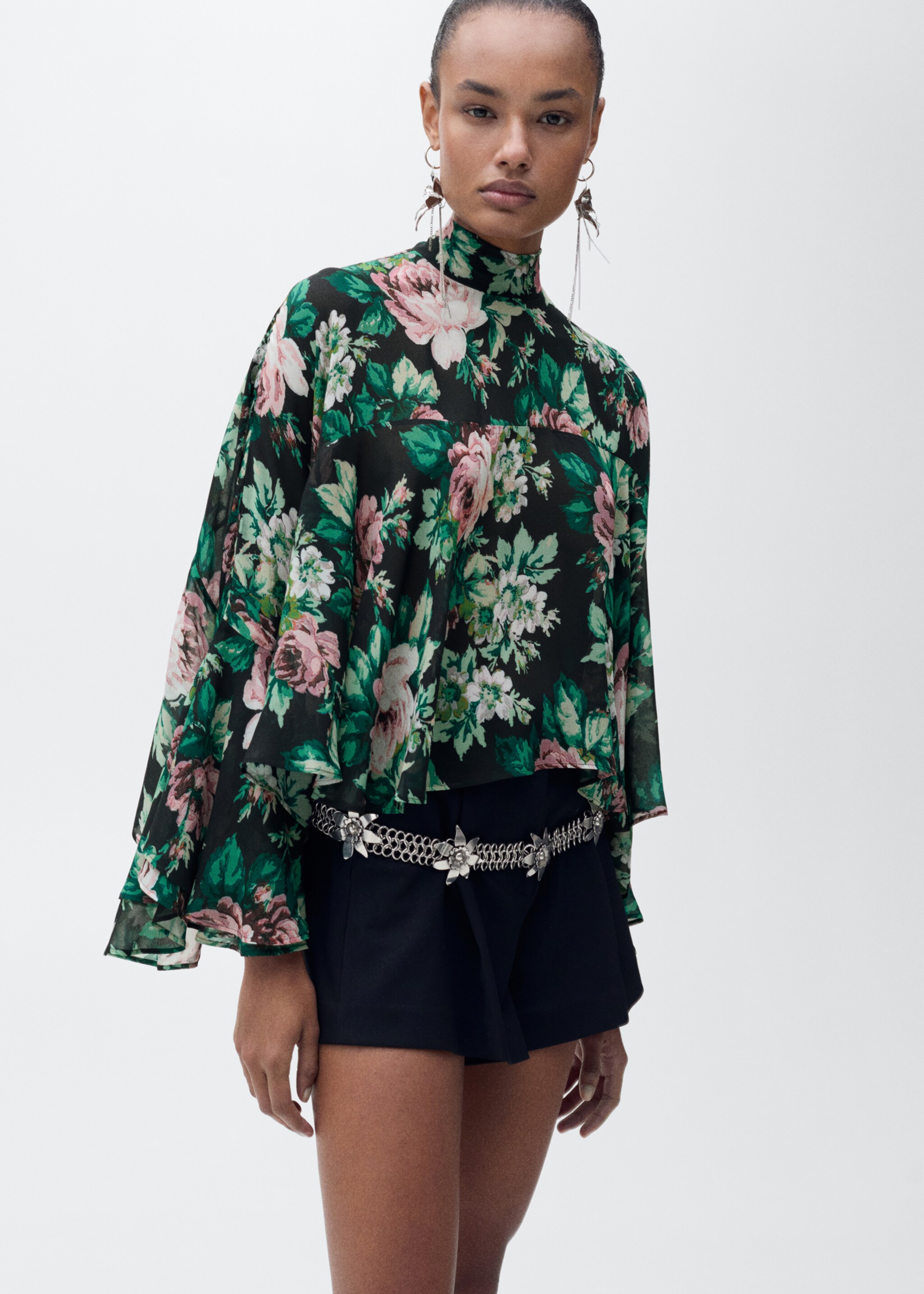 Floral-print turtleneck blouse - Medium plane, Black. Ref: 87055993-00.