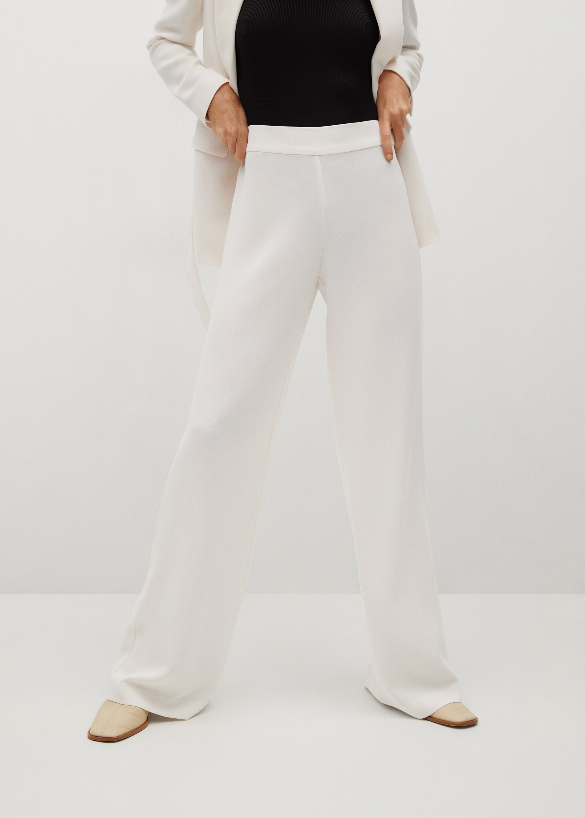 Pantalón recto cintura elástica - Plano medio