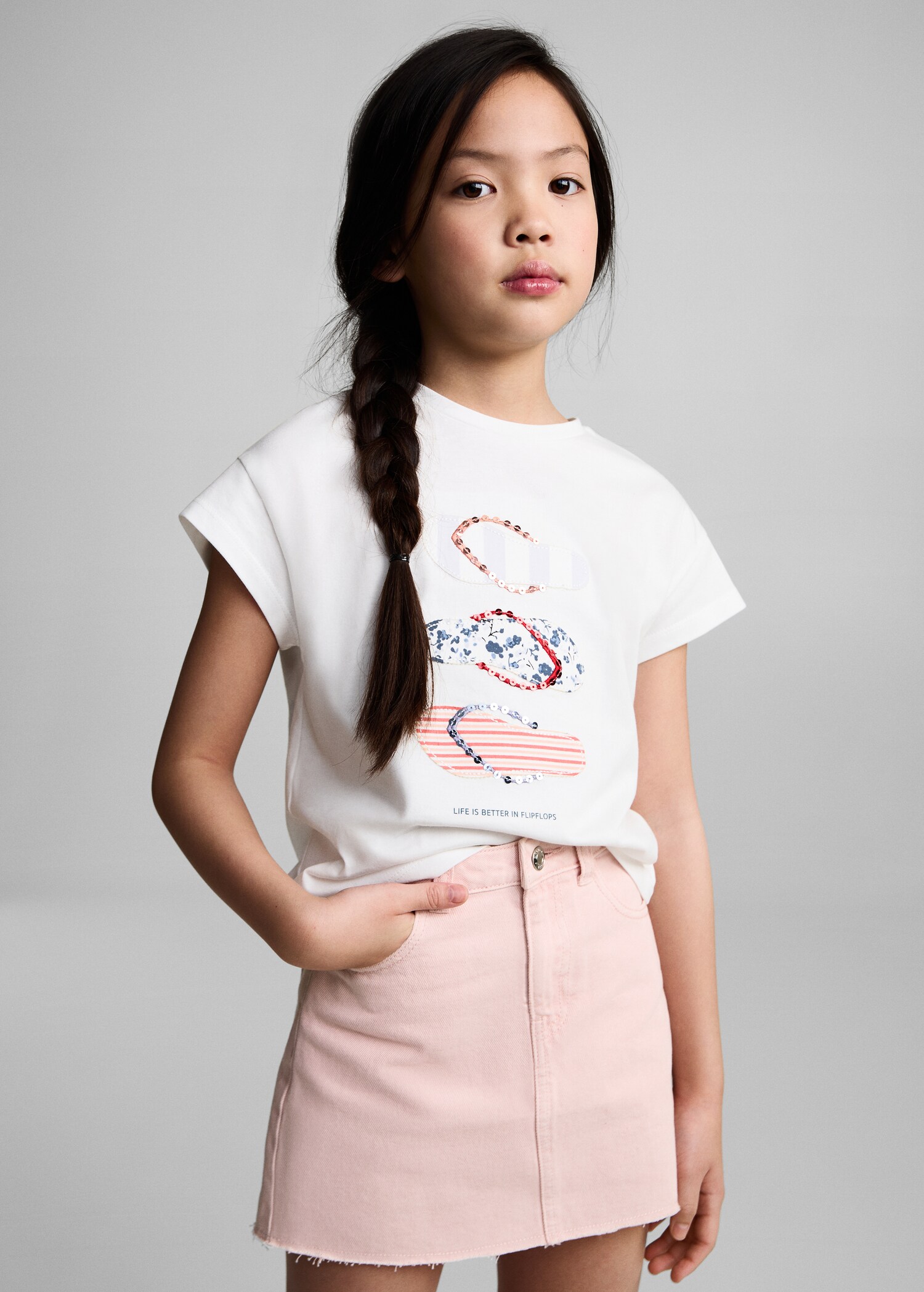 Denim skirt with frayed hem - Medium plane