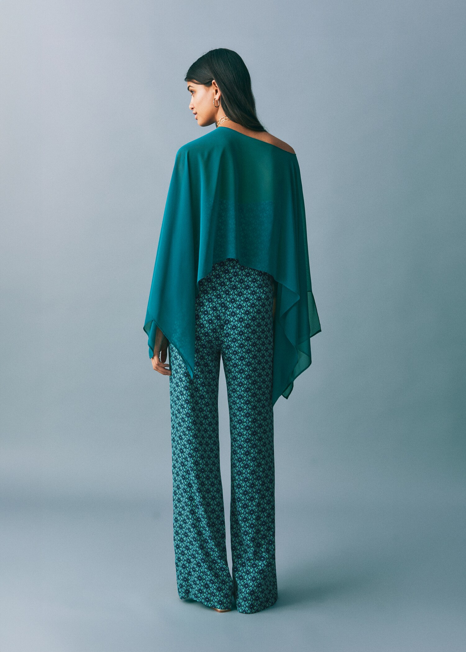 Chiffon layer top - Reverse of the article